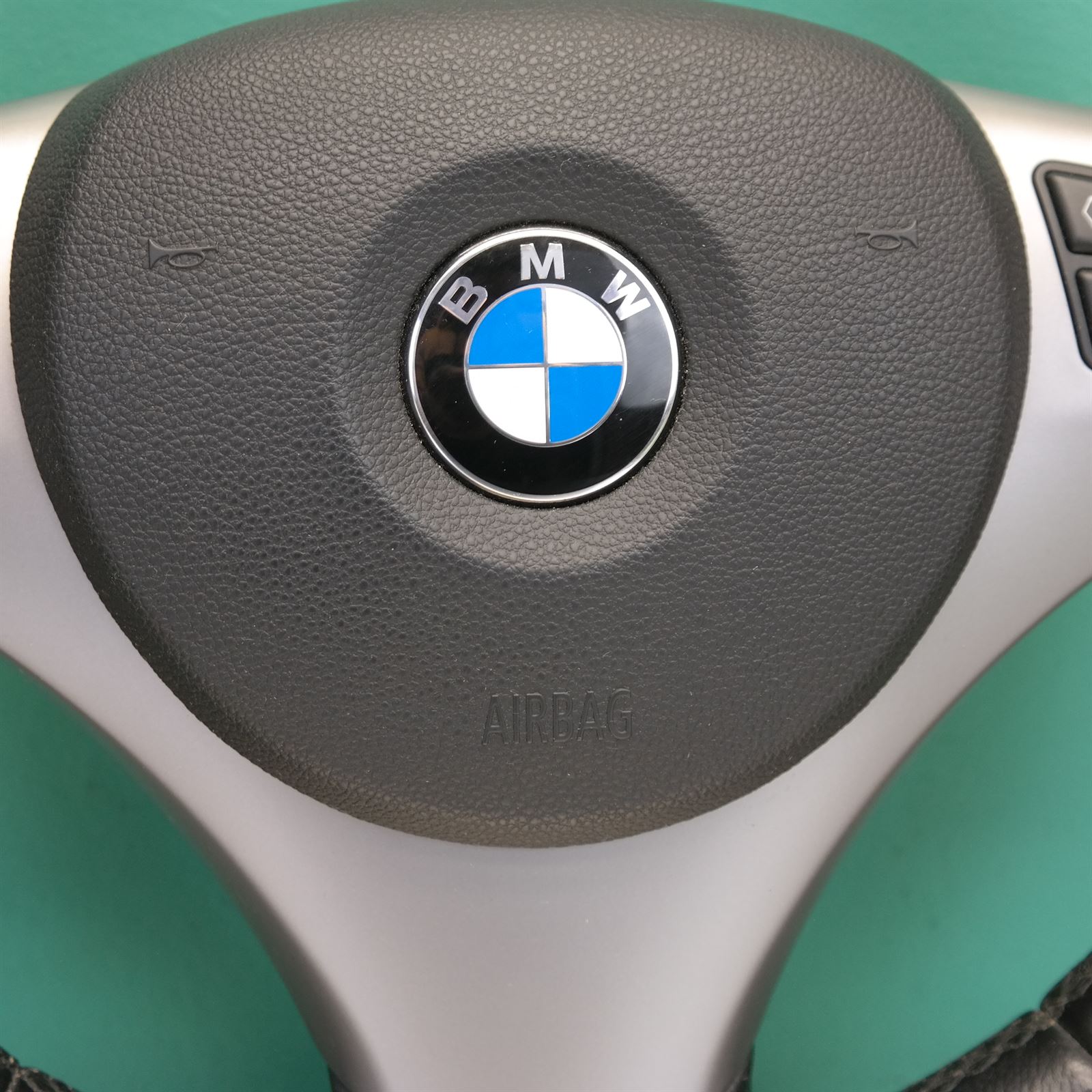 Genuine 2006 BMW 1 SERIES Steering wheel E87 32306763076 BM Spares