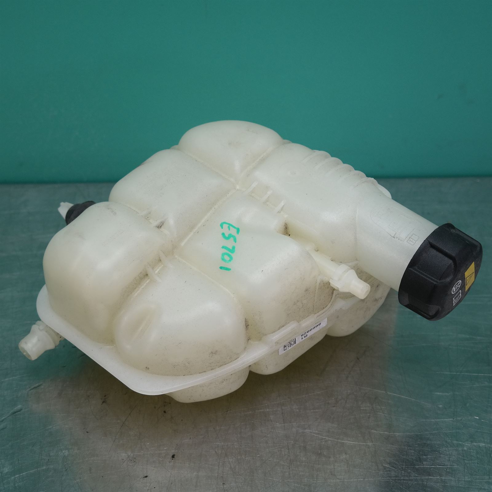 Bab
タックボリュームブルゾン Autostar Germany EXPANSION TANK 17138621092 For BMW E70 E71
