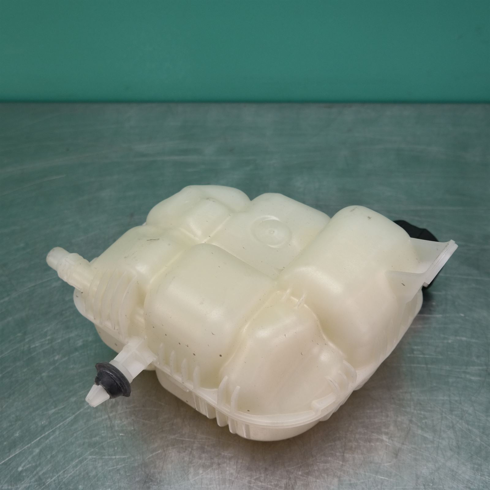 Bab
タックボリュームブルゾン Autostar Germany EXPANSION TANK 17138621092 For BMW E70 E71