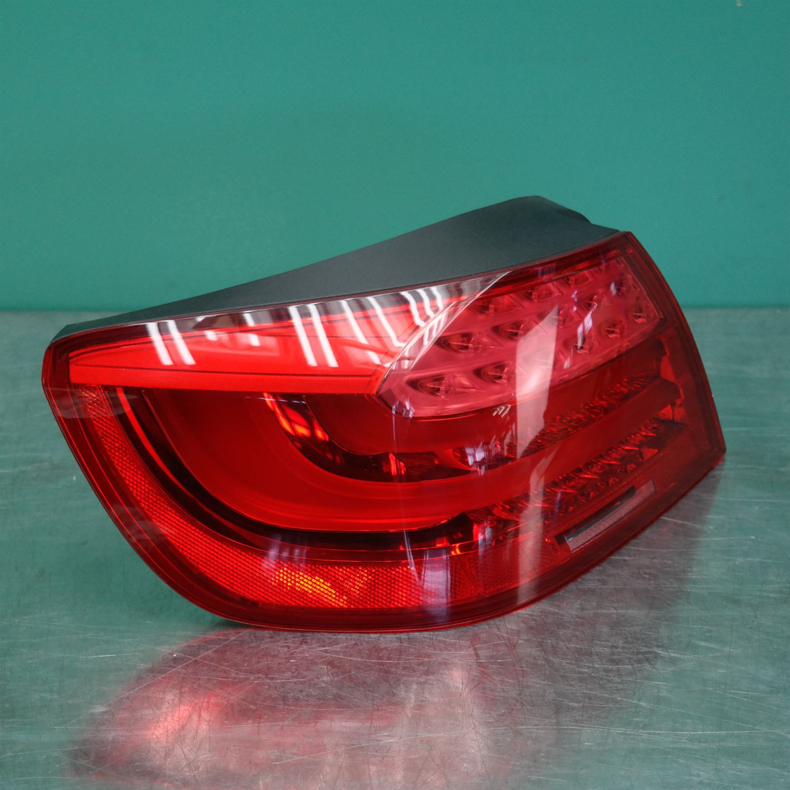 LEFT TAILLIGHT E93, CABRIO, LED TYPE, 03/10-05/13 2 LEFT TAILLIGHT E93, CABRIO, LED TYPE, 03/10-05/13 - Image 2