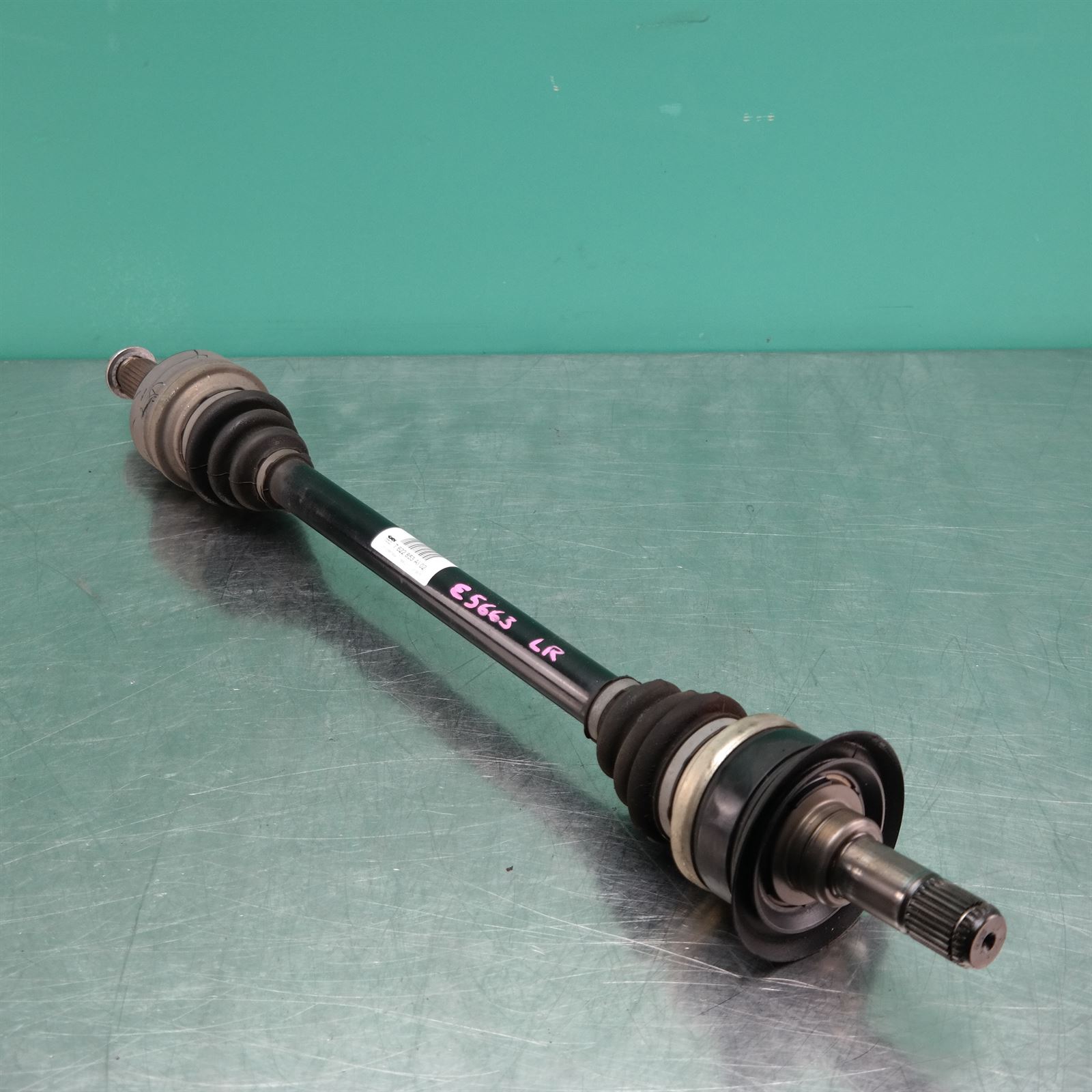 LEFT DRIVESHAFT F F22 (853) *33-25* 2 LEFT DRIVESHAFT F F22 (853) *33-25* - Image 2