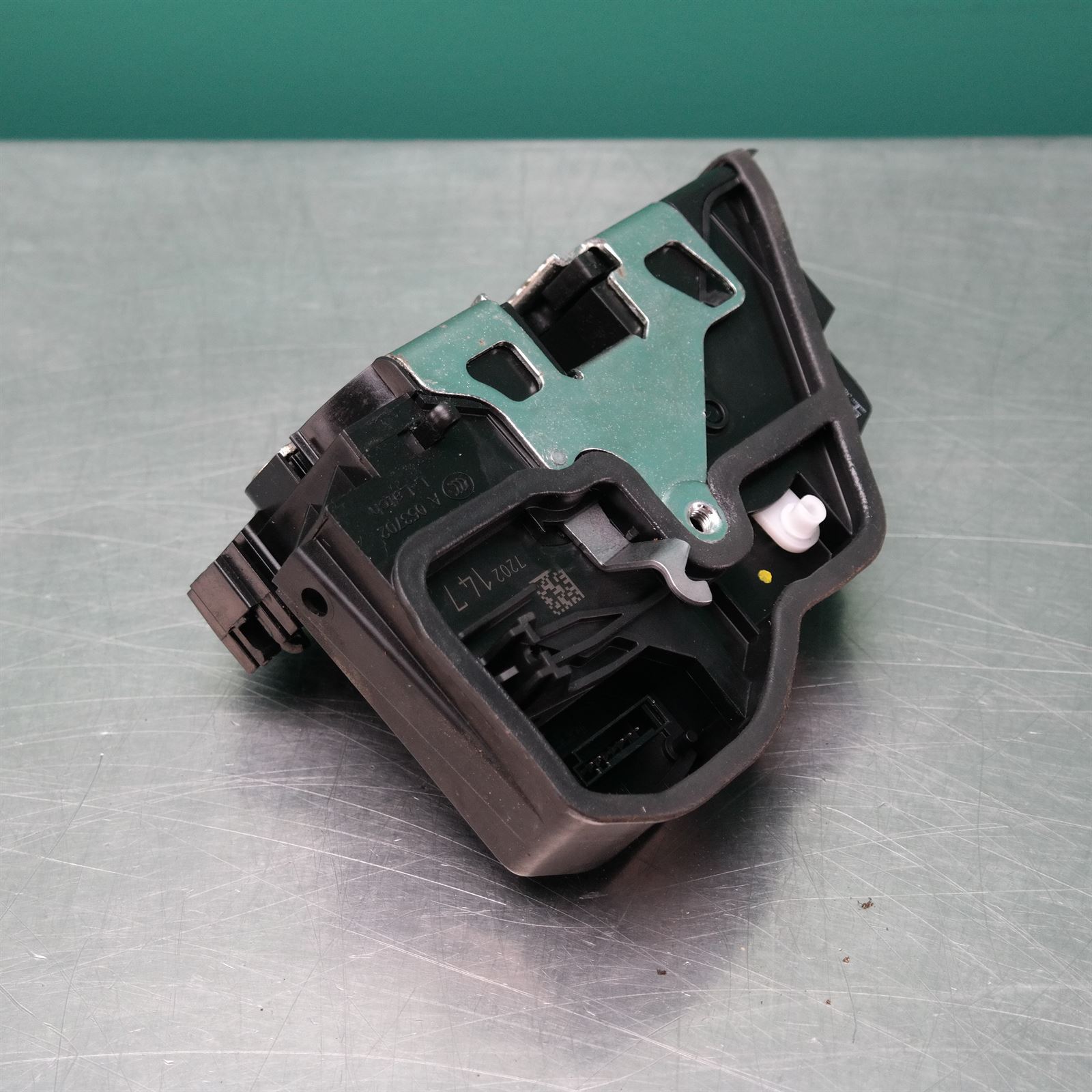 LOCK MECHANISM F10 # Door lock # (147) *51-12* LHR 2 LOCK MECHANISM F10 # Door lock # (147) *51-12* LHR - Image 2
