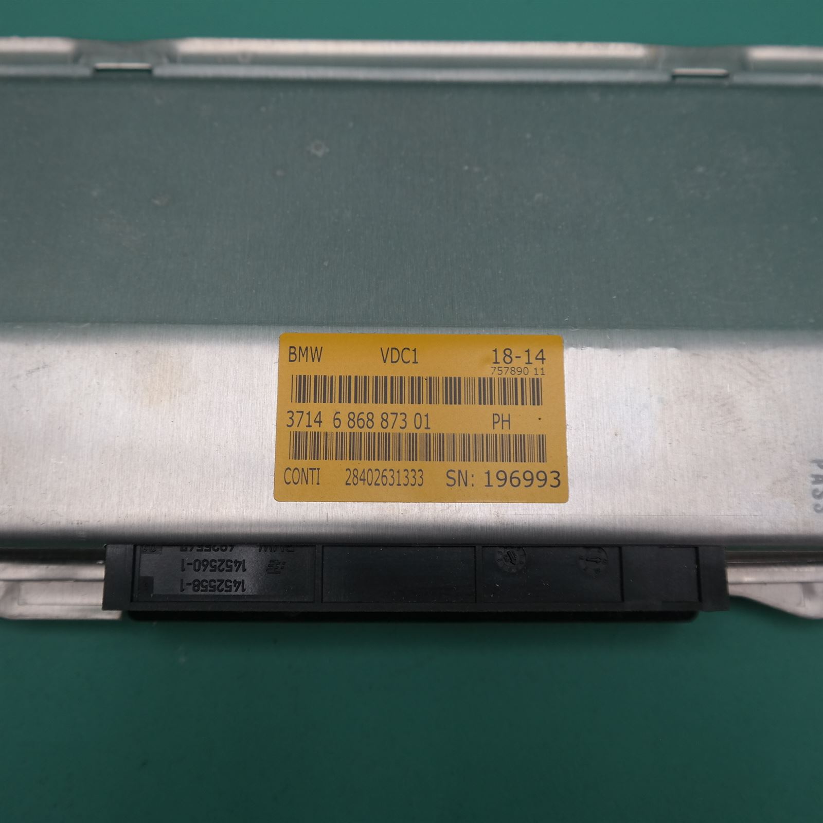 ECU F15 # VDC ICM Control Module # (388) *31-10* 6.871.449 2 ECU F15 # VDC ICM Control Module # (388) *31-10* 6.871.449 - Image 2
