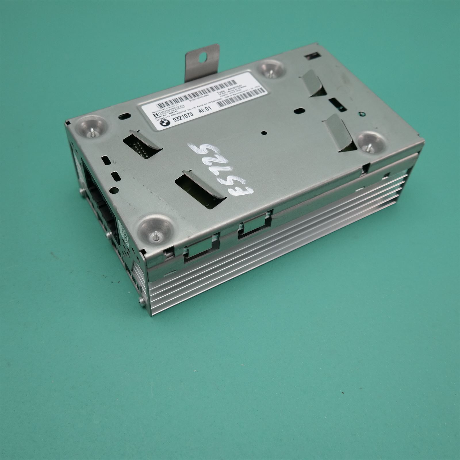 STEREO/HEAD UNIT F15 # Amplifier # (075) *65-25* 9.321.075 STEREO/HEAD UNIT F15 # Amplifier # (075) *65-25* 9.321.075
