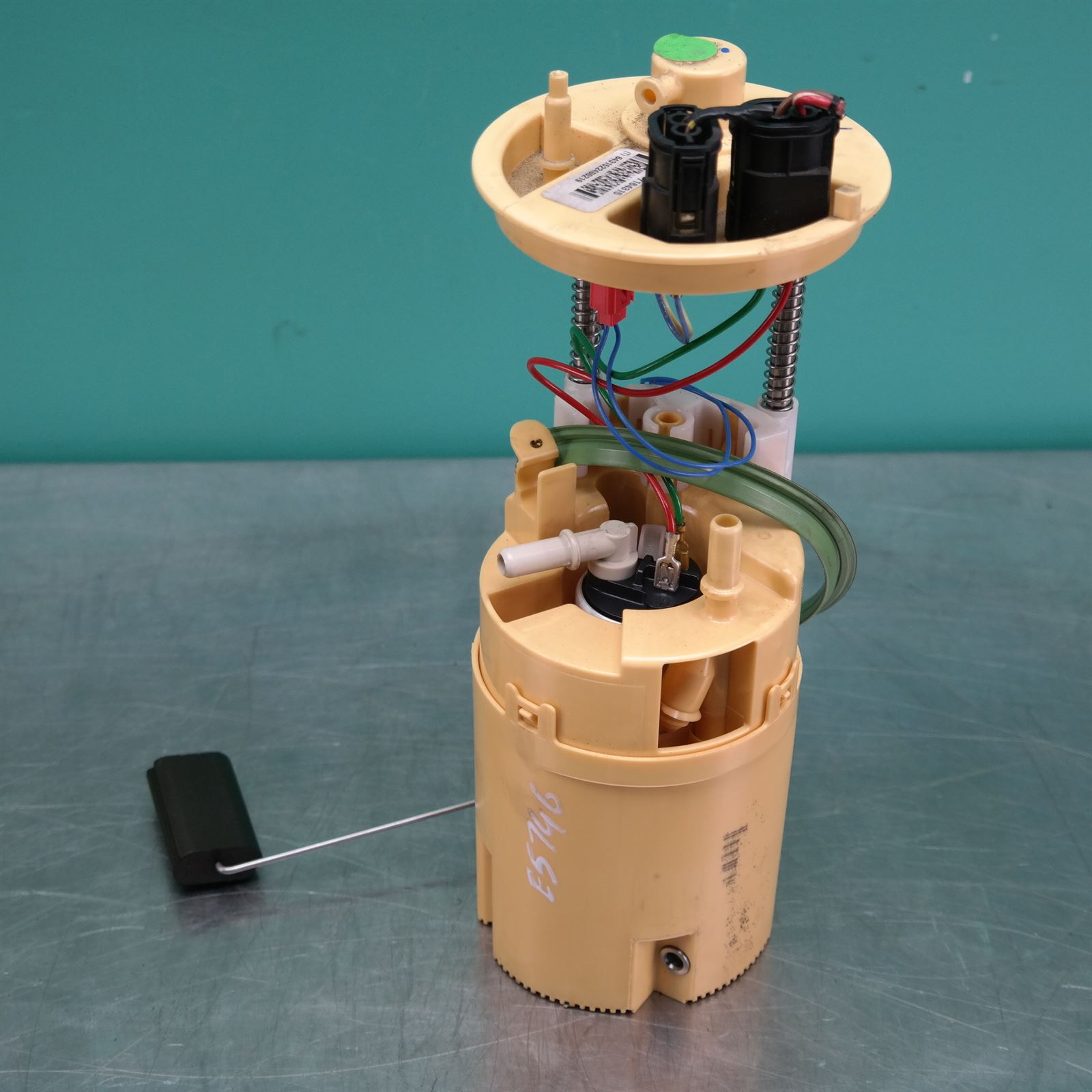2010 BMW X5 Fuel Pump 16117195471