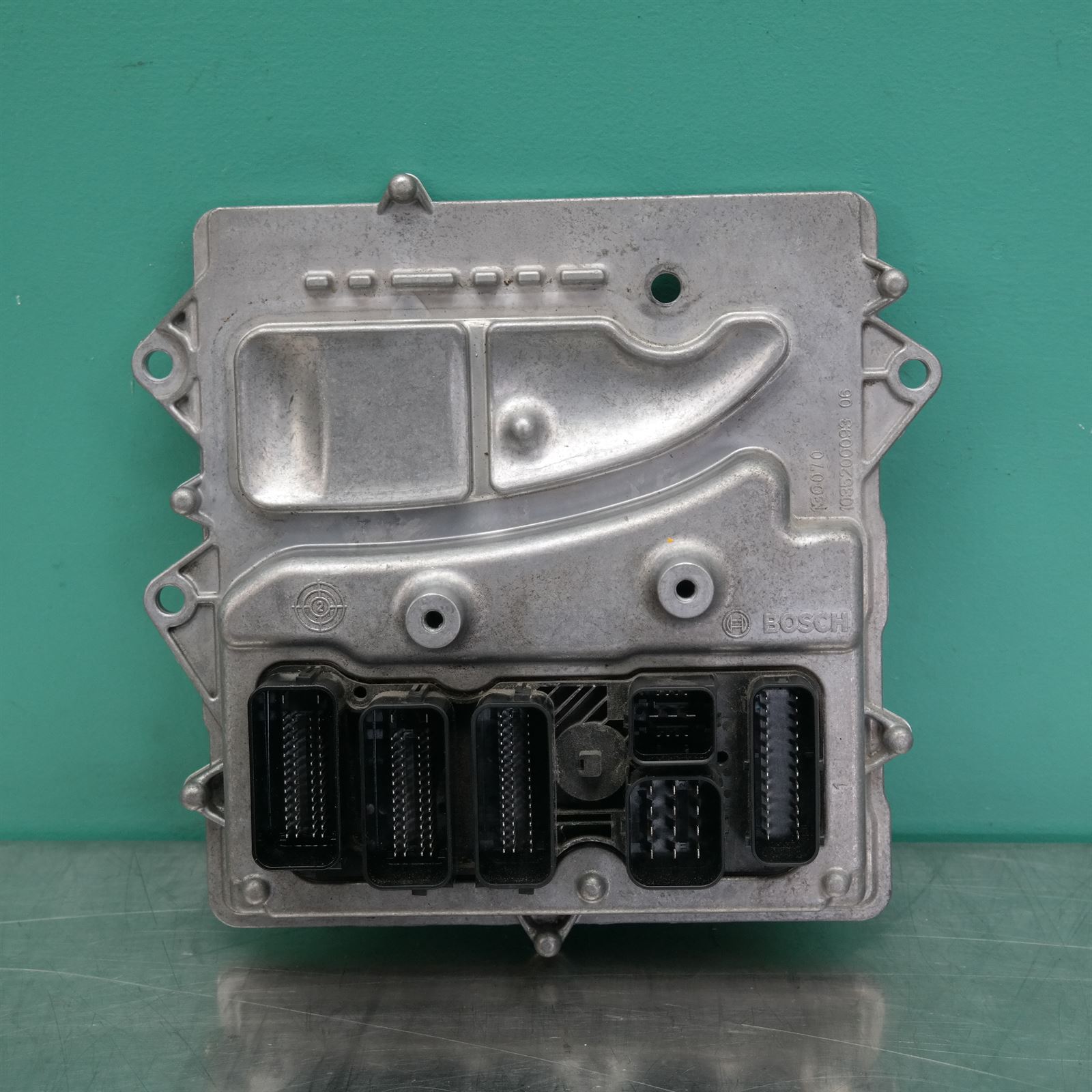 ECU F01 # Engine ECU # (625) *12-10* ECU F01 # Engine ECU # (625) *12-10*