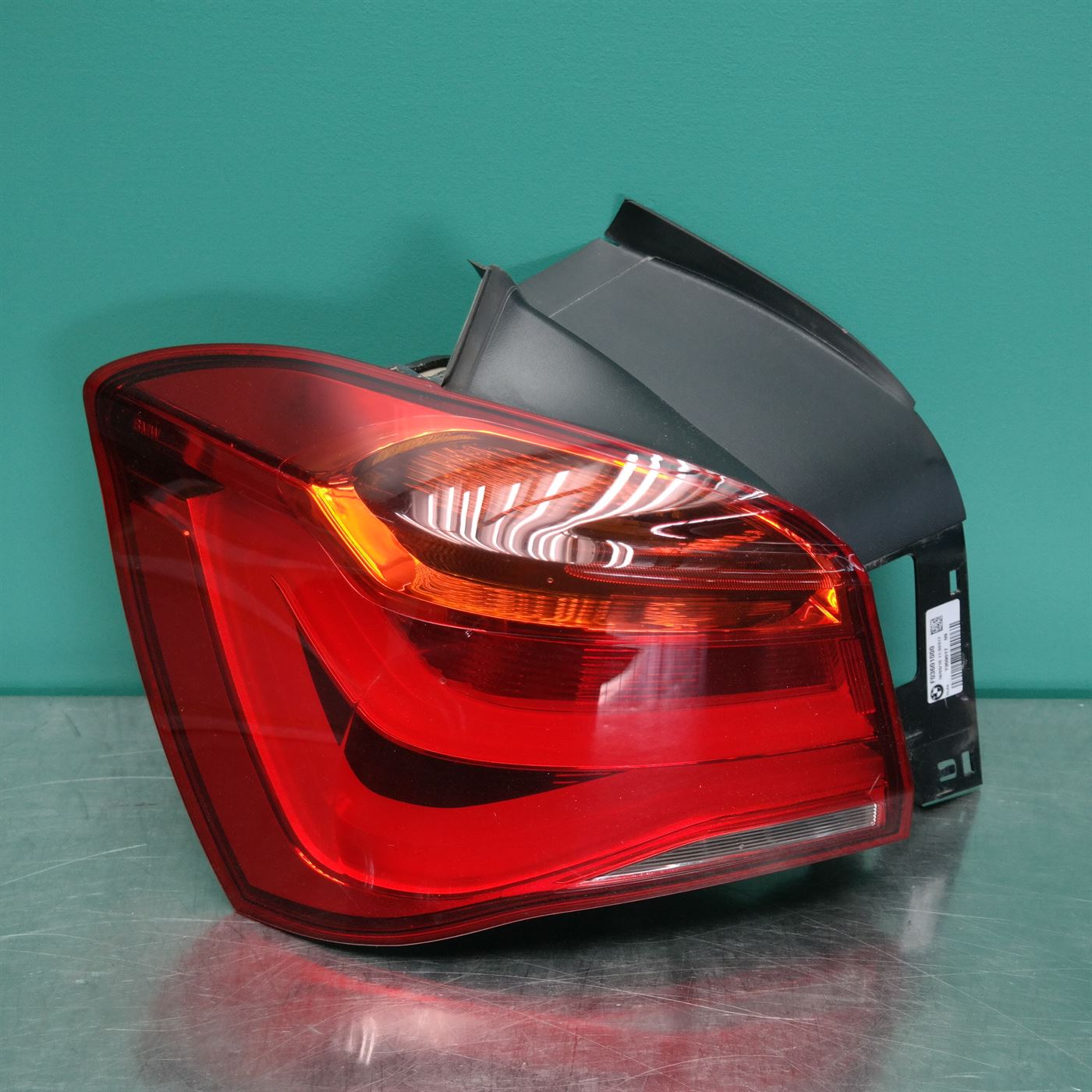 LEFT TAILLIGHT F20, HATCH, LED, NON TINTED TYPE, 03/15-05/19 LEFT TAILLIGHT F20, HATCH, LED, NON TINTED TYPE, 03/15-05/19