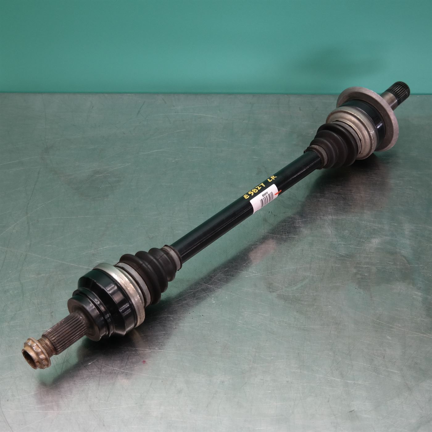 LEFT DRIVESHAFT F10 (017) *33-25* LEFT DRIVESHAFT F10 (017) *33-25*