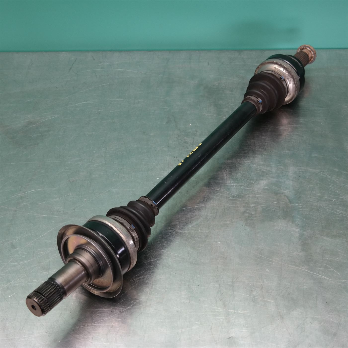 LEFT DRIVESHAFT F10 (017) *33-25* 2 LEFT DRIVESHAFT F10 (017) *33-25* - Image 2