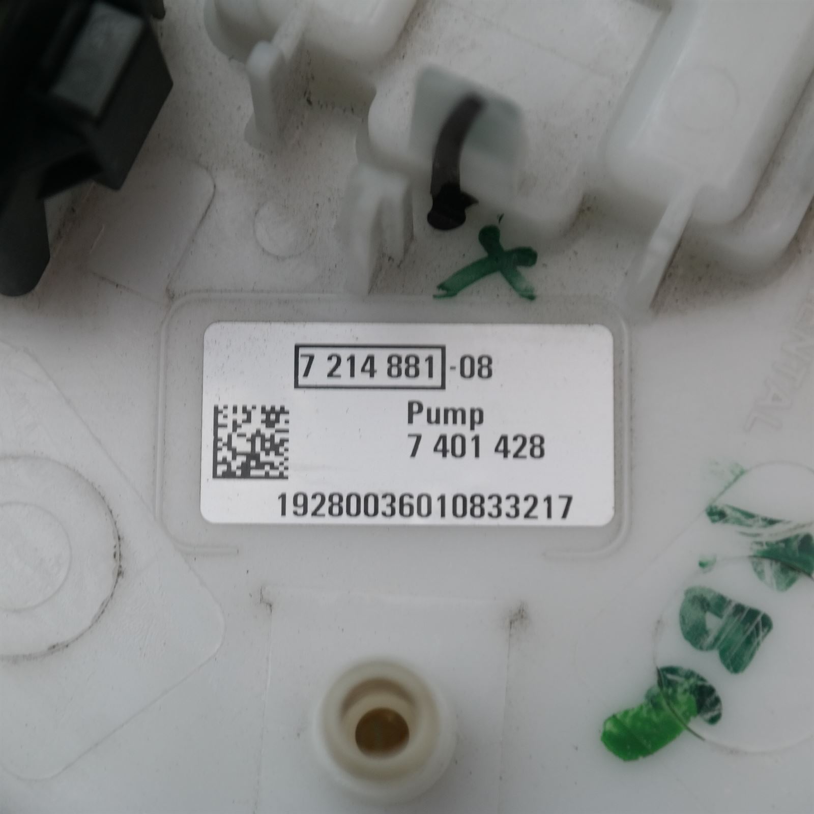 FUEL PUMP G02 (611) *16-15* EARLY 7214881 ON STICKER 3 FUEL PUMP G02 (611) *16-15* EARLY 7214881 ON STICKER - Image 3