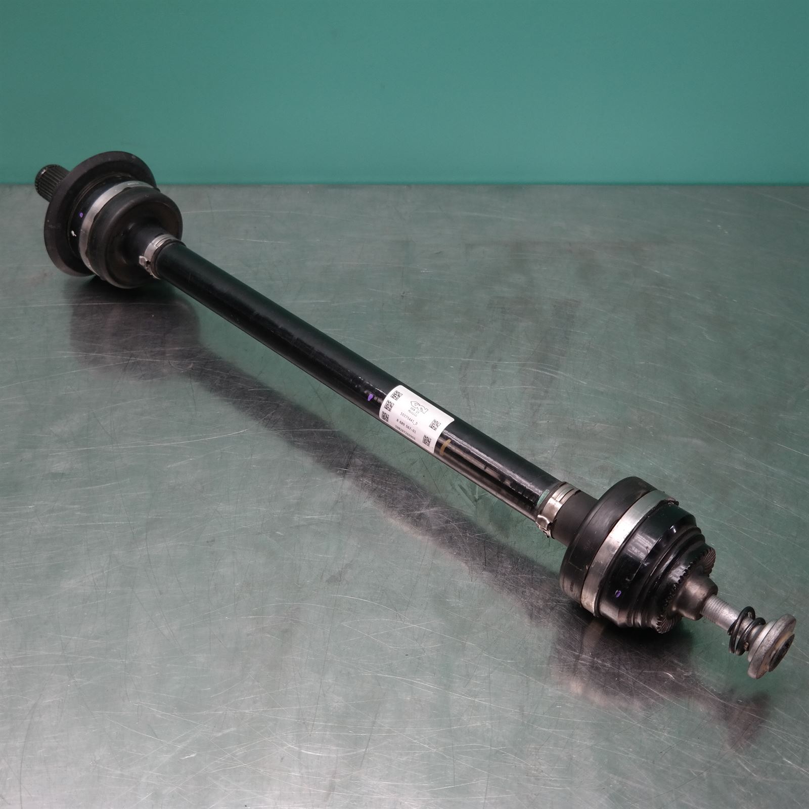 LEFT DRIVESHAFT G02 Rear (567) *33-25* LEFT DRIVESHAFT G02 Rear (567) *33-25*