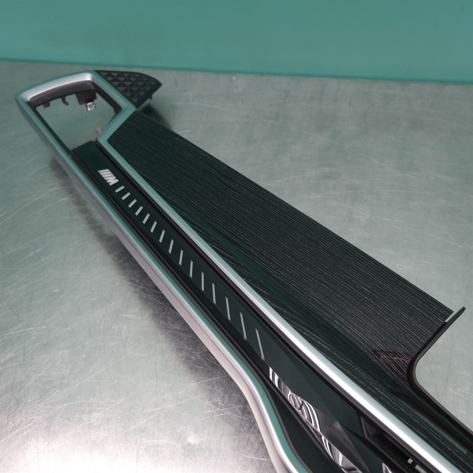 TRIM PANEL G05 # Instrument panel trim left # (831) *51-30* 3 TRIM PANEL G05 # Instrument panel trim left # (831) *51-30* - Image 3