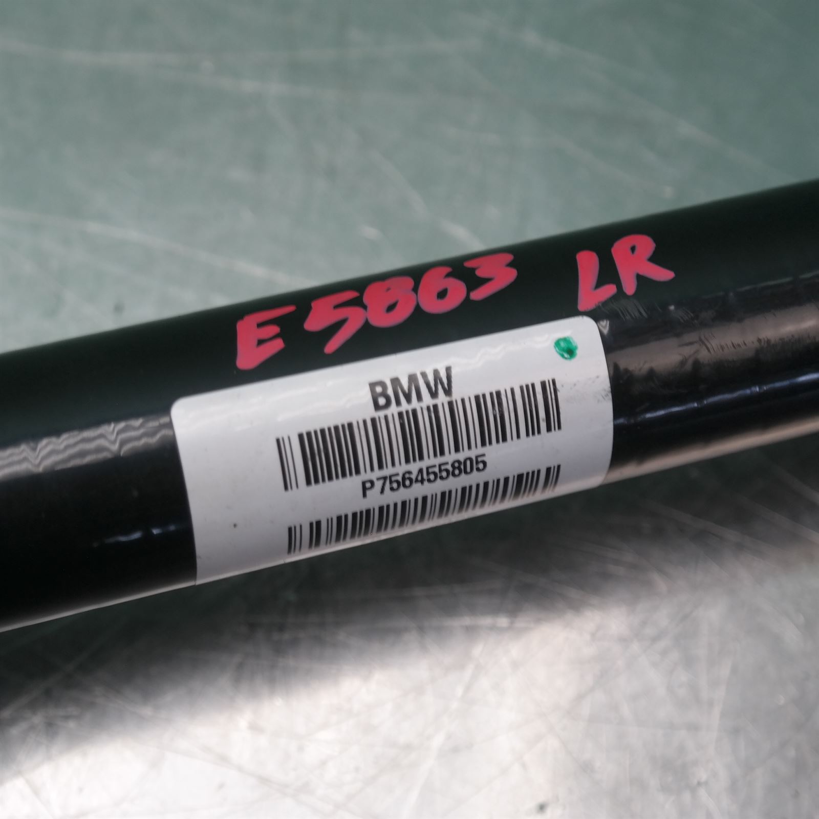 LEFT DRIVESHAFT F15 # Rear # (839) *33-25* 4 LEFT DRIVESHAFT F15 # Rear # (839) *33-25* - Image 4