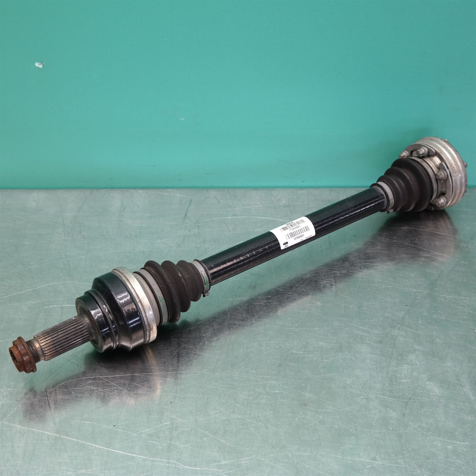 RIGHT DRIVESHAFT F15 # Rear # (839) *33-25* RIGHT DRIVESHAFT F15 # Rear # (839) *33-25*