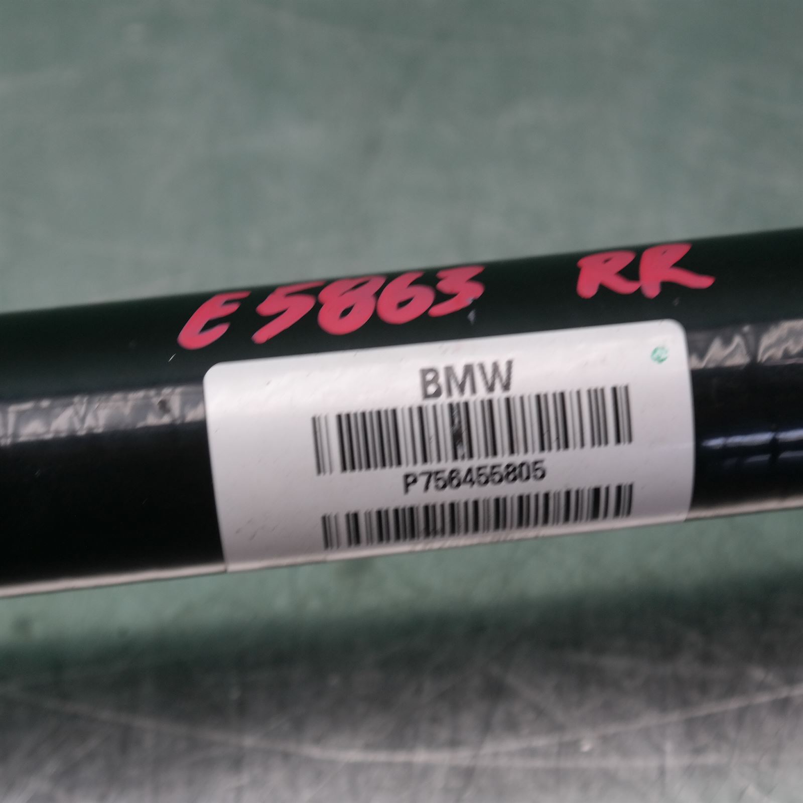 RIGHT DRIVESHAFT F15 # Rear # (839) *33-25* 4 RIGHT DRIVESHAFT F15 # Rear # (839) *33-25* - Image 4