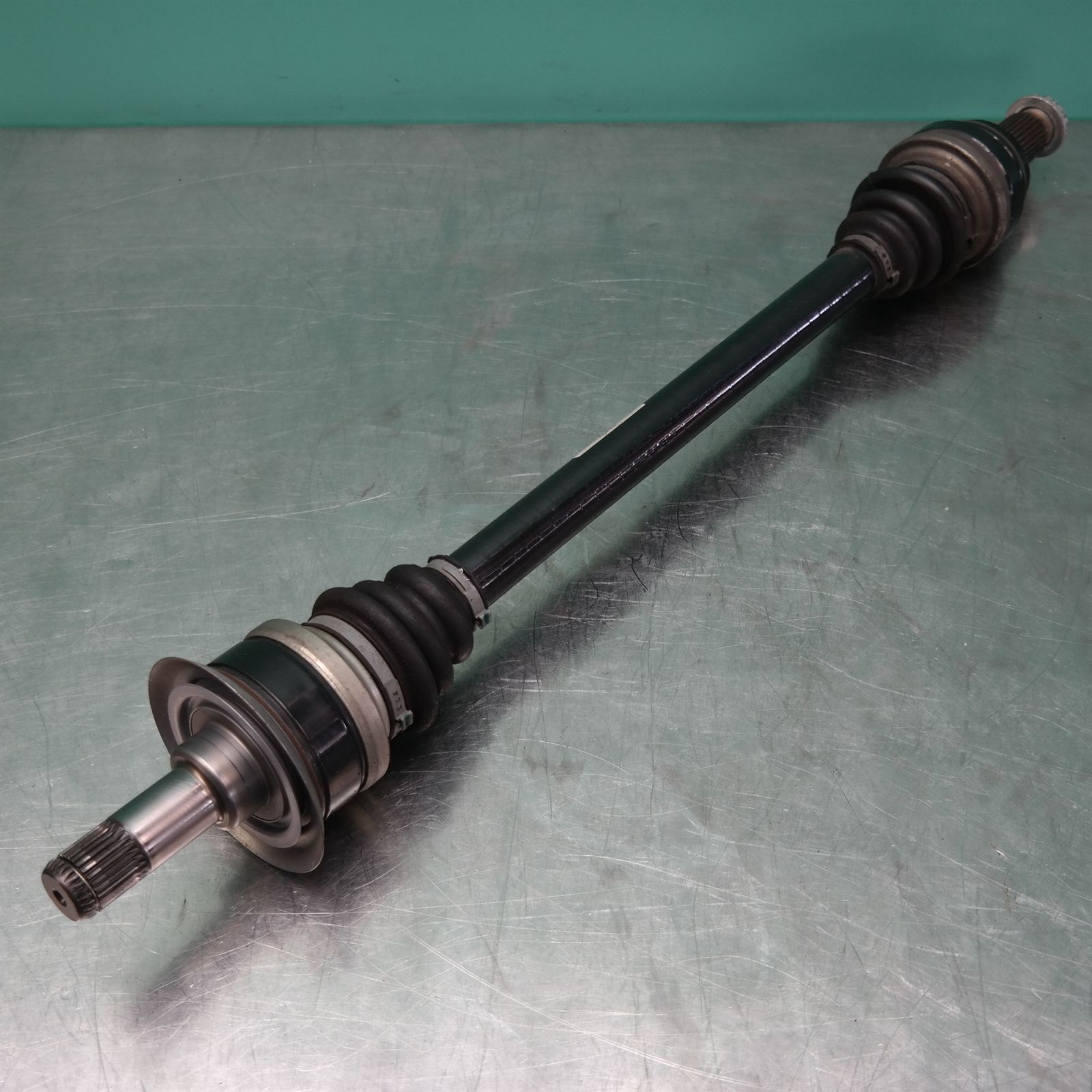 LEFT DRIVESHAFT F25 # Rear # (041) *33-25* 2 LEFT DRIVESHAFT F25 # Rear # (041) *33-25* - Image 2