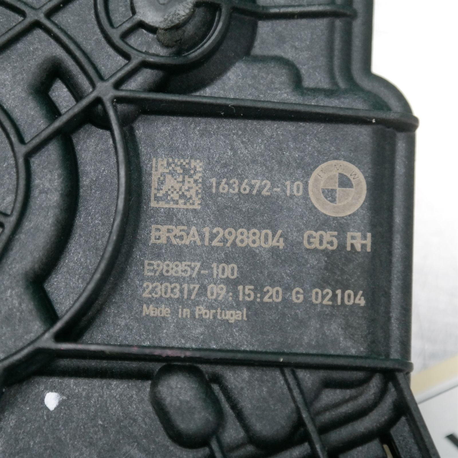 LOCK MECHANISM G05 # Tailgate lower lock # (462) (988) *41-60* RH 3 LOCK MECHANISM G05 # Tailgate lower lock # (462) (988) *41-60* RH - Image 3