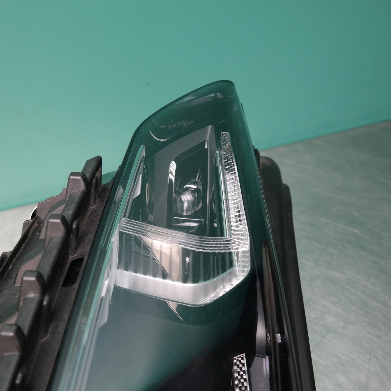 LEFT HEADLAMP U11, W/ LED, ADAPTIVE TYPE, SHADOW LINE, 07/22- 5 LEFT HEADLAMP U11, W/ LED, ADAPTIVE TYPE, SHADOW LINE, 07/22- - Image 5