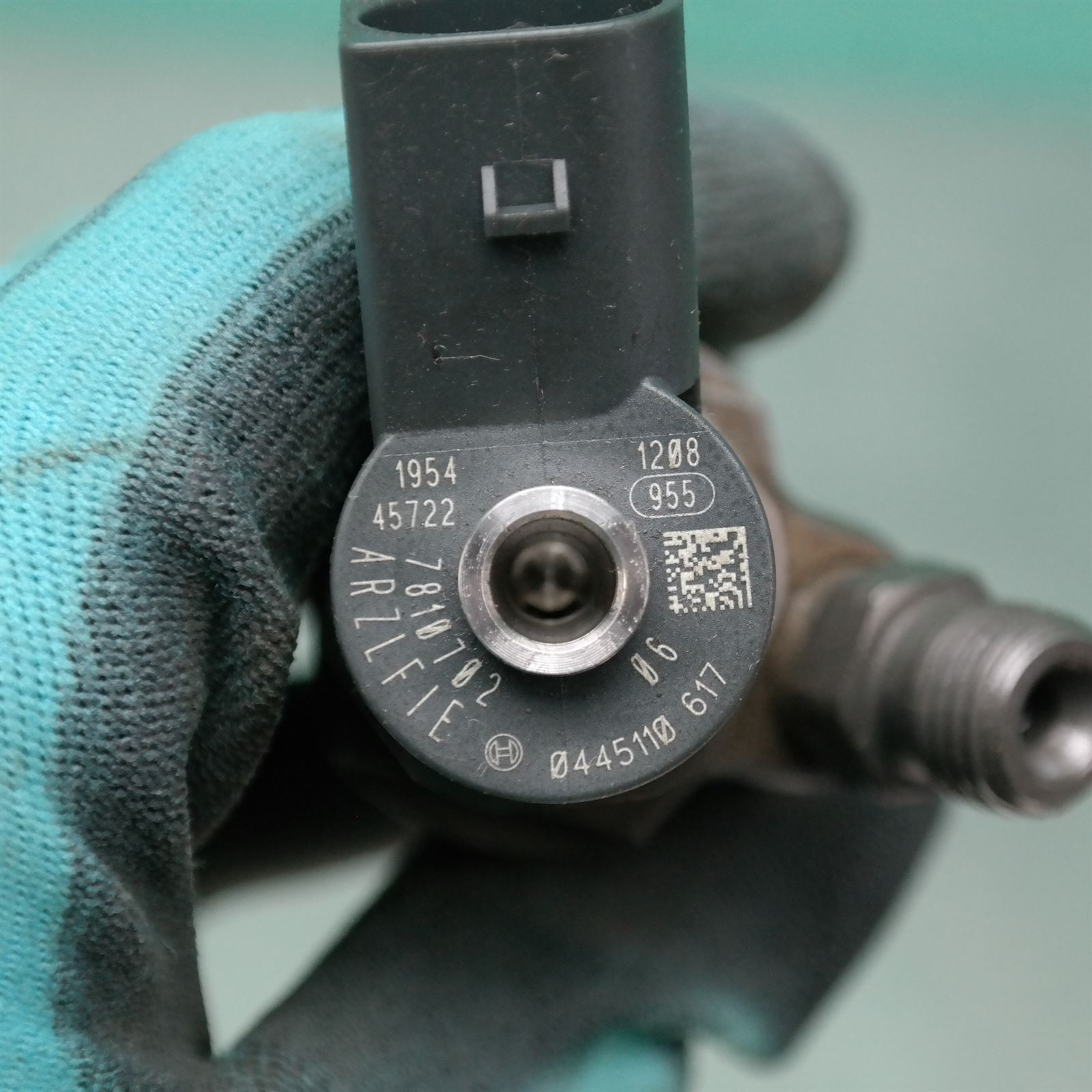 FUEL INJECTOR F25 (702) *13-15* D 3 FUEL INJECTOR F25 (702) *13-15* D - Image 3