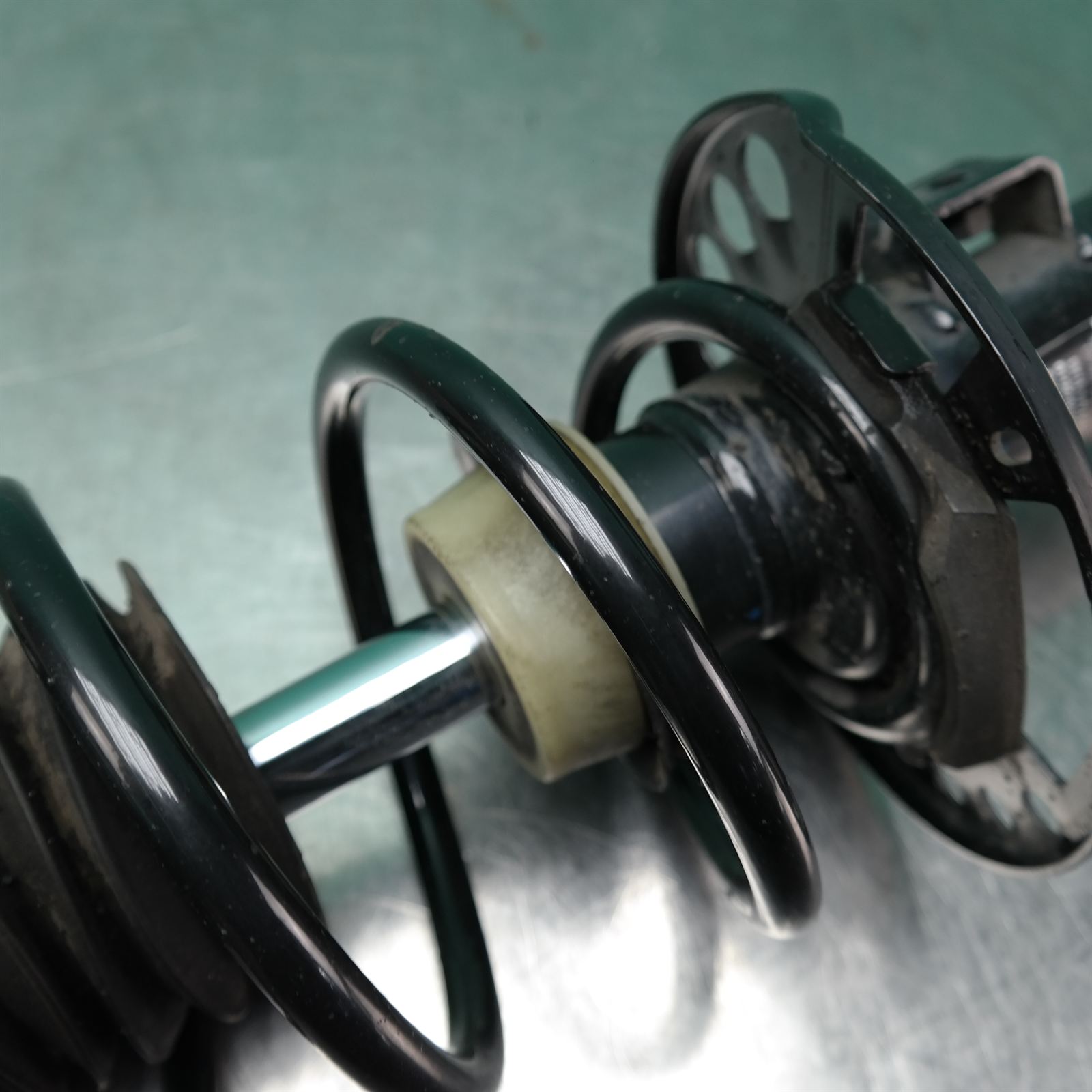 RIGHT FRONT STRUT G01 (780) *31-10* 4 RIGHT FRONT STRUT G01 (780) *31-10* - Image 4