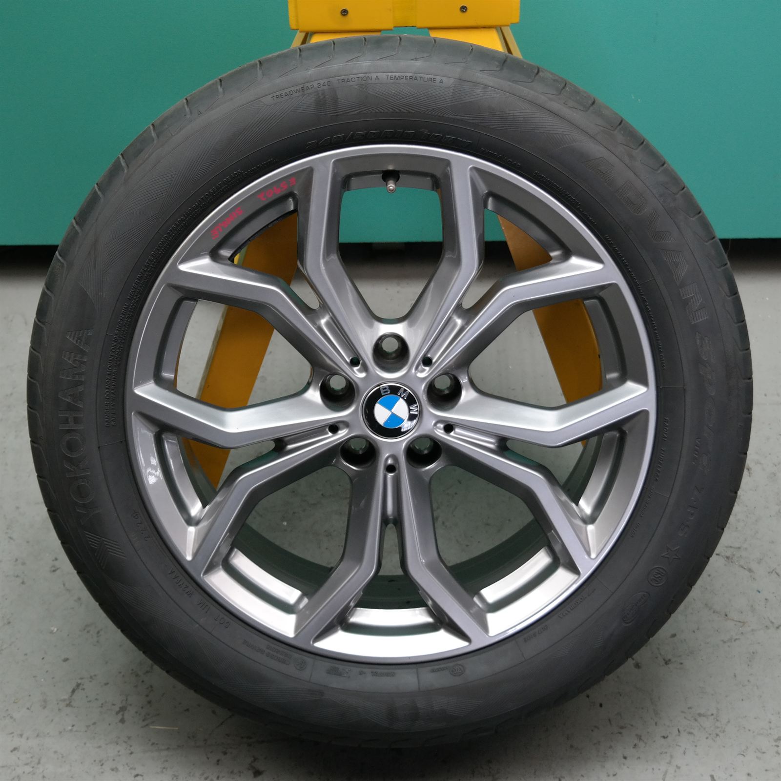 WHEEL STEEL G01 # Single # (328) *36-15* 6.877.328 WHEEL STEEL G01 # Single # (328) *36-15* 6.877.328