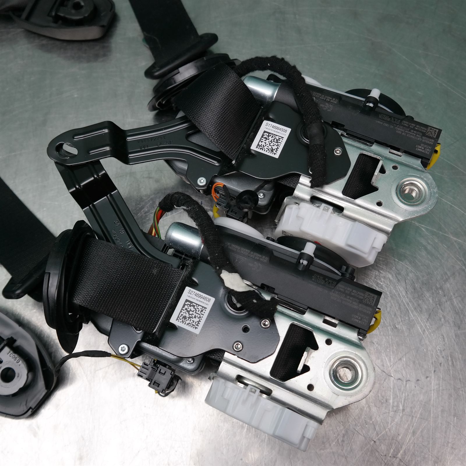 SEAT BELT G01 # Front Belts # (945) (946) *72-05* 3 SEAT BELT G01 # Front Belts # (945) (946) *72-05* - Image 3