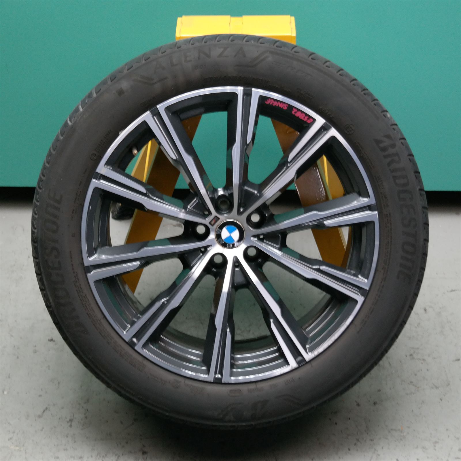 WHEEL STEEL G05 # Single # (996) *36-15* 8.071.996 (Type: 740M) WHEEL STEEL G05 # Single # (996) *36-15* 8.071.996 (Type: 740M)