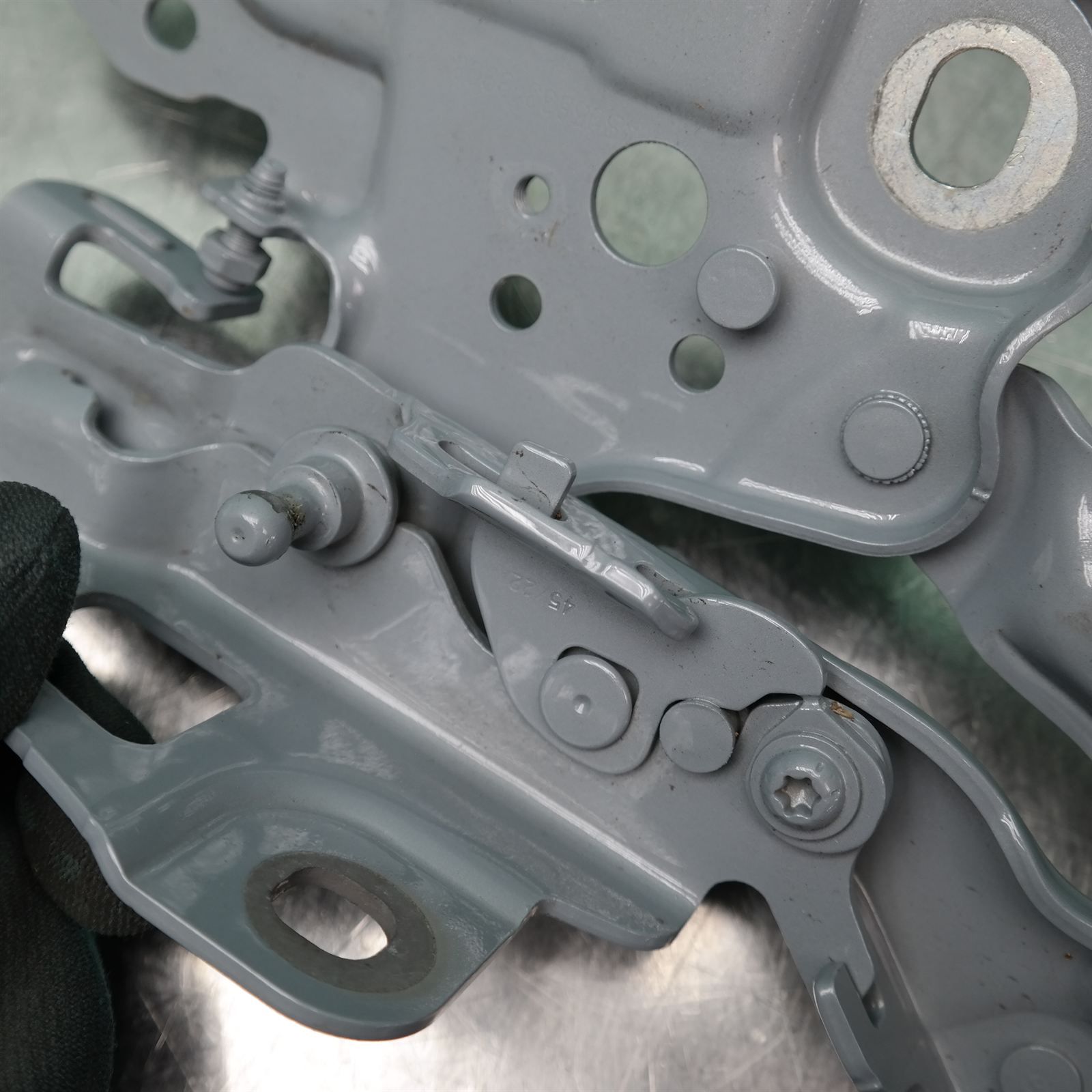 BONNET HINGE/STRUT G20 # Bonnet hinges # (431) (432) *41-35* 3 BONNET HINGE/STRUT G20 # Bonnet hinges # (431) (432) *41-35* - Image 3