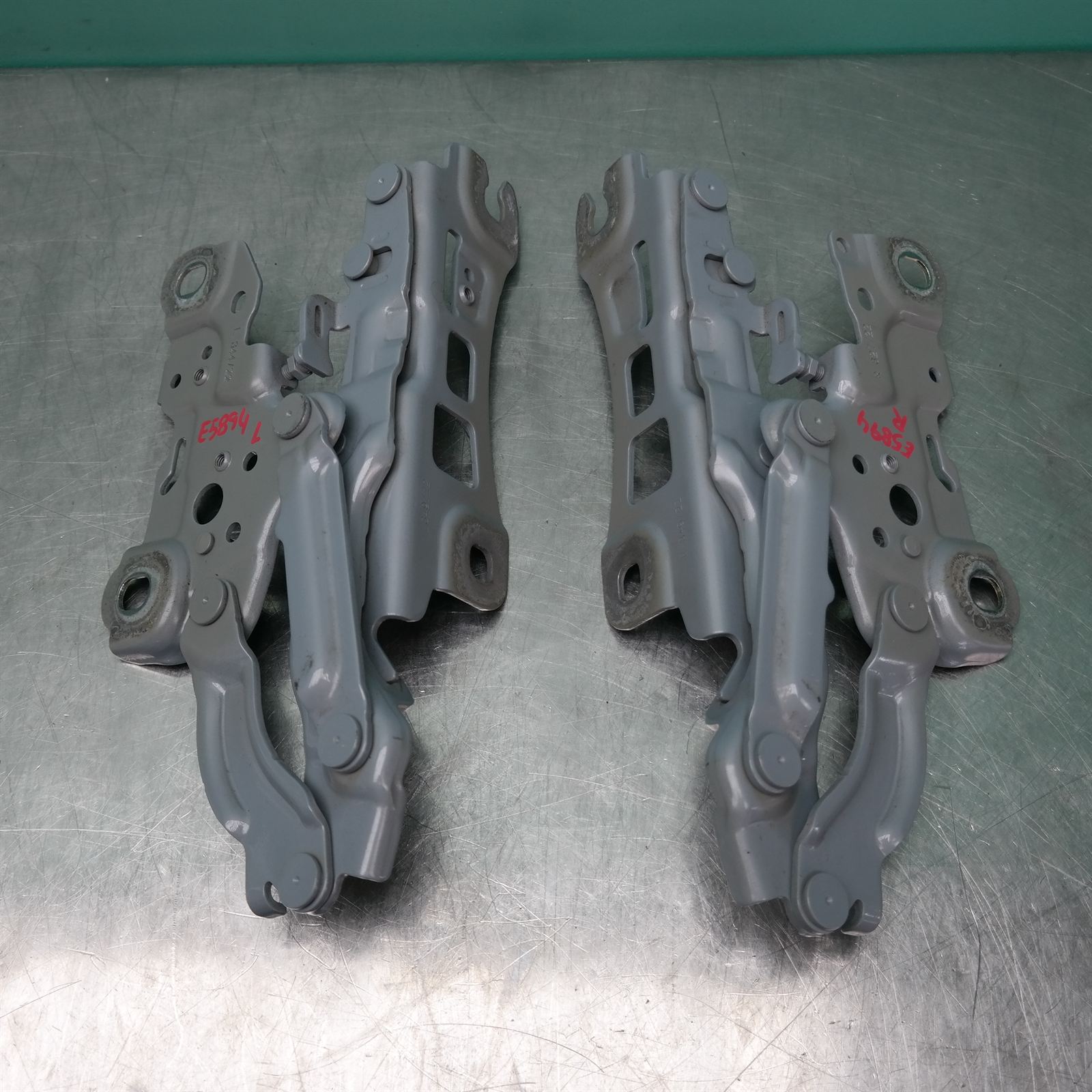 BONNET HINGE/STRUT G20 # Bonnet hinges # (431) (432) *41-35* 4 BONNET HINGE/STRUT G20 # Bonnet hinges # (431) (432) *41-35* - Image 4
