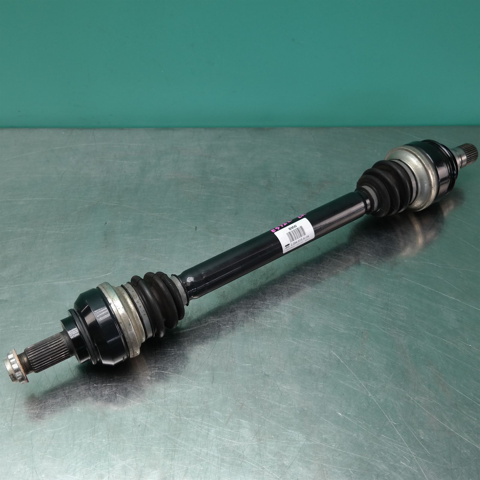 LEFT DRIVESHAFT F30 (615) *33-25* M3 LEFT DRIVESHAFT F30 (615) *33-25* M3