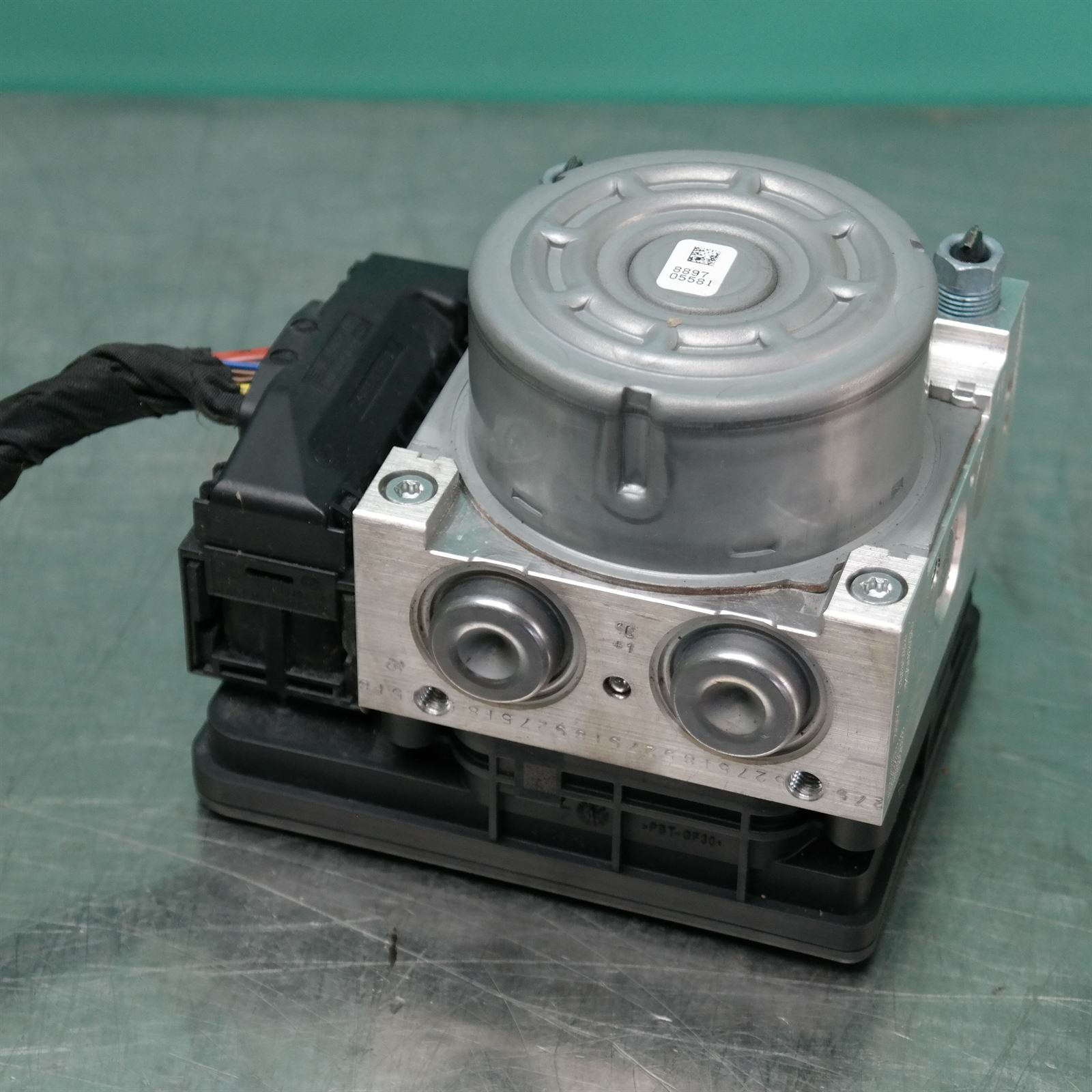 ABS PUMP/MODULATOR F30 (586) *34-20* M3 2 ABS PUMP/MODULATOR F30 (586) *34-20* M3 - Image 2