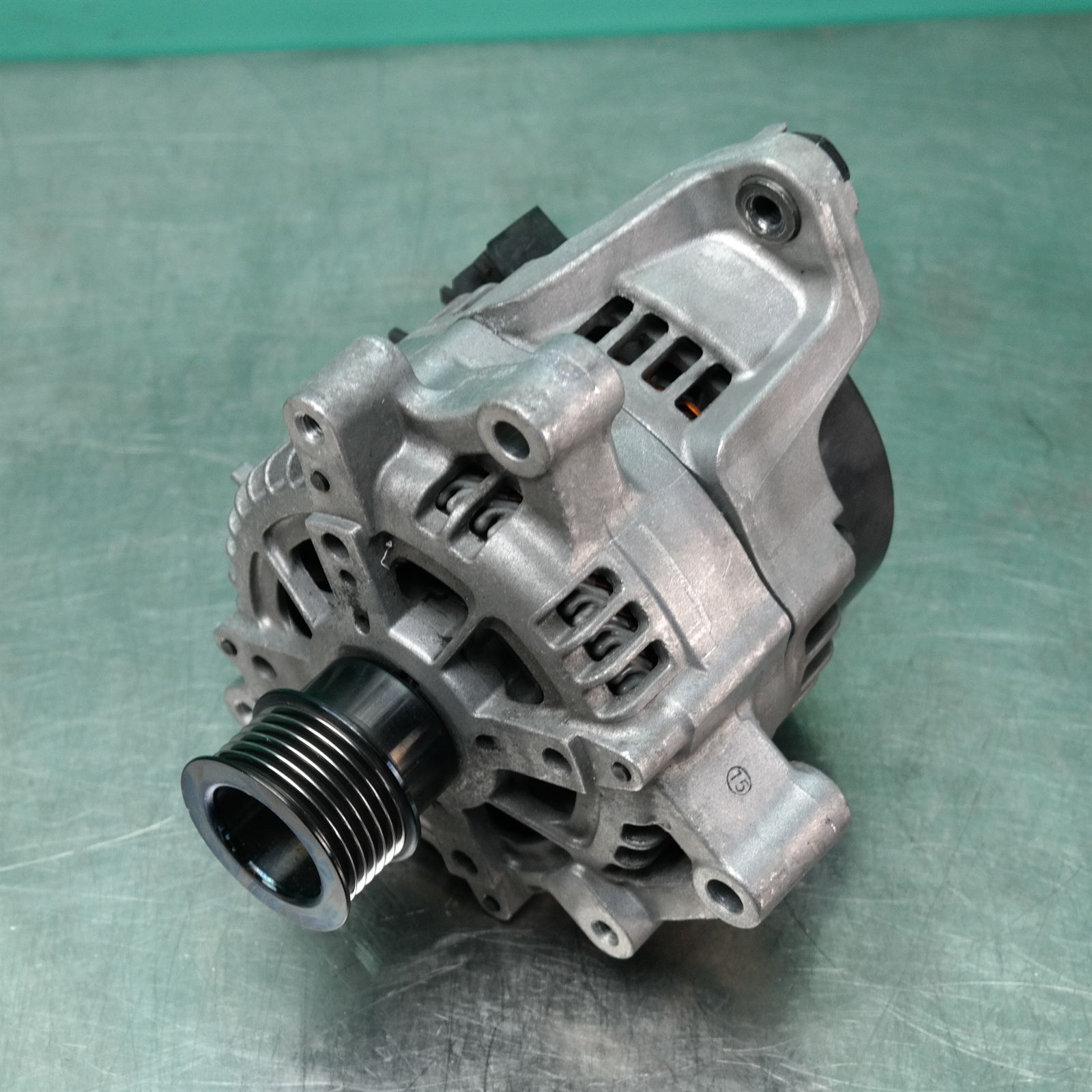 ALTERNATOR G05 (167) *12-20* 250A 3 ALTERNATOR G05 (167) *12-20* 250A - Image 3