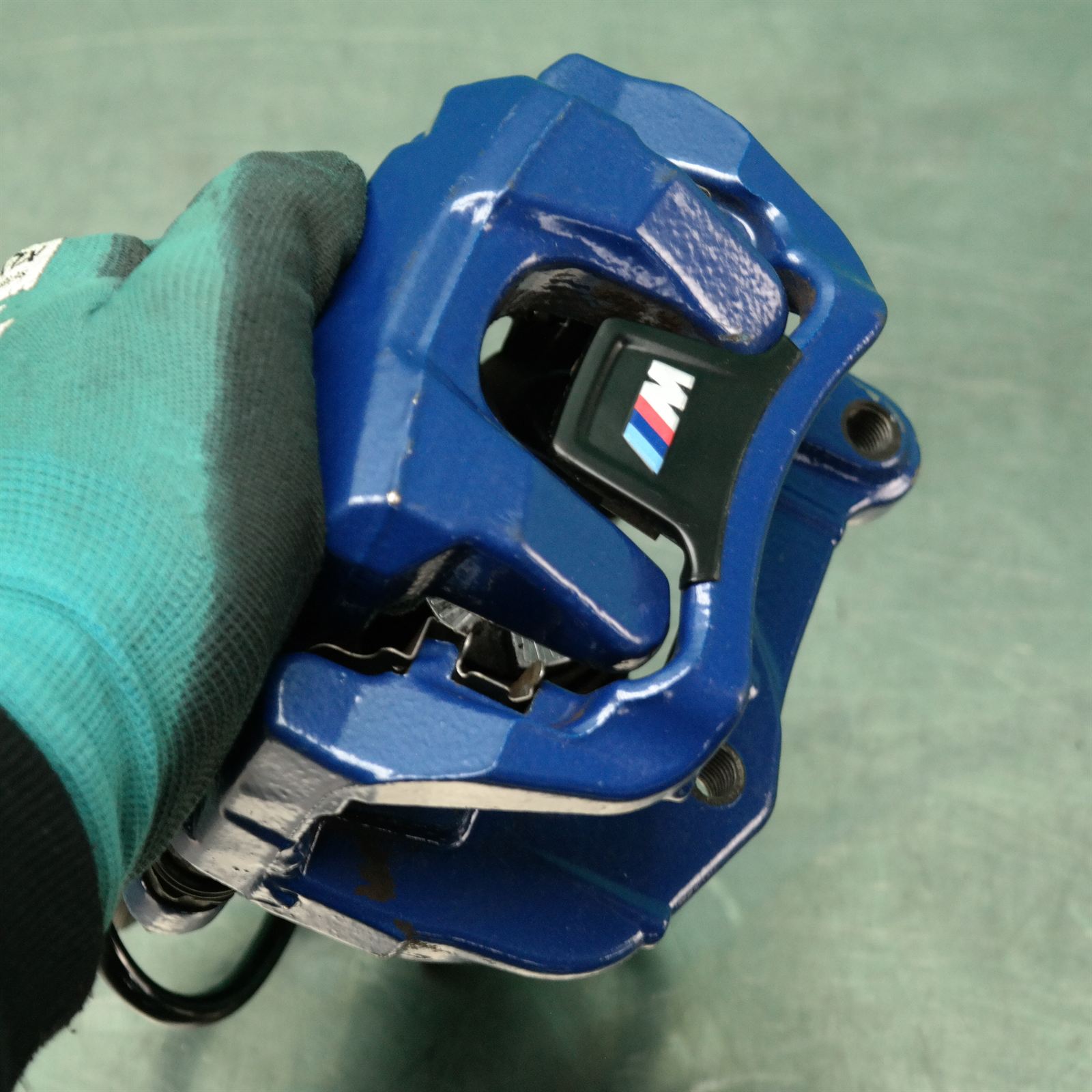 CALIPER G05 Rear (409) (410) *34-10* 3 CALIPER G05 Rear (409) (410) *34-10* - Image 3