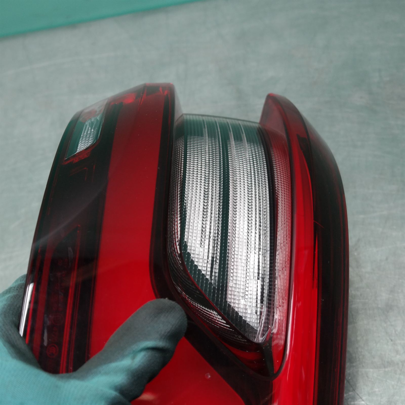 RIGHT TAILLIGHT G05/F95, IN BODY, LED TYPE, 08/18-02/23 4 RIGHT TAILLIGHT G05/F95, IN BODY, LED TYPE, 08/18-02/23 - Image 4