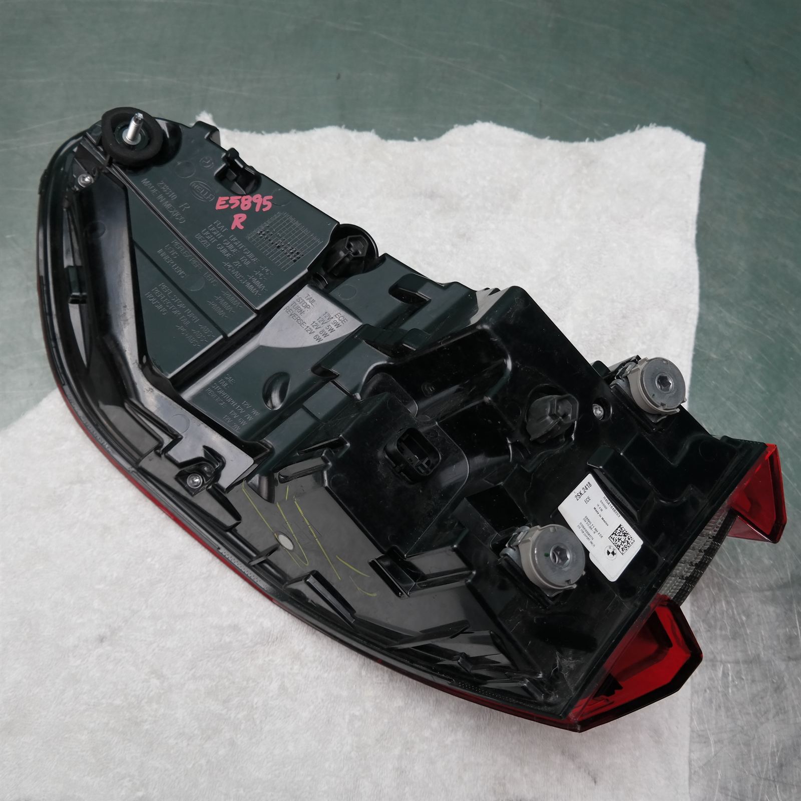 RIGHT TAILLIGHT G05/F95, IN BODY, LED TYPE, 08/18-02/23 5 RIGHT TAILLIGHT G05/F95, IN BODY, LED TYPE, 08/18-02/23 - Image 5