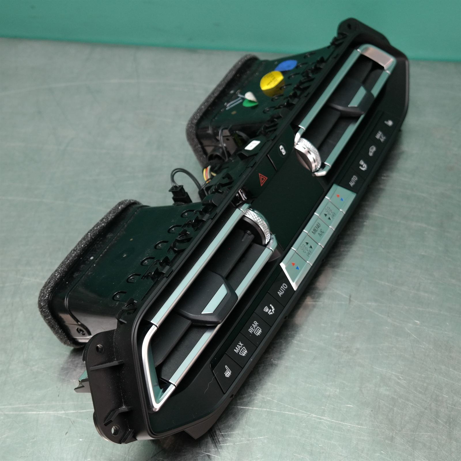 HEATER/AC CONTROLS G05 (412) *64-20* 2 HEATER/AC CONTROLS G05 (412) *64-20* - Image 2