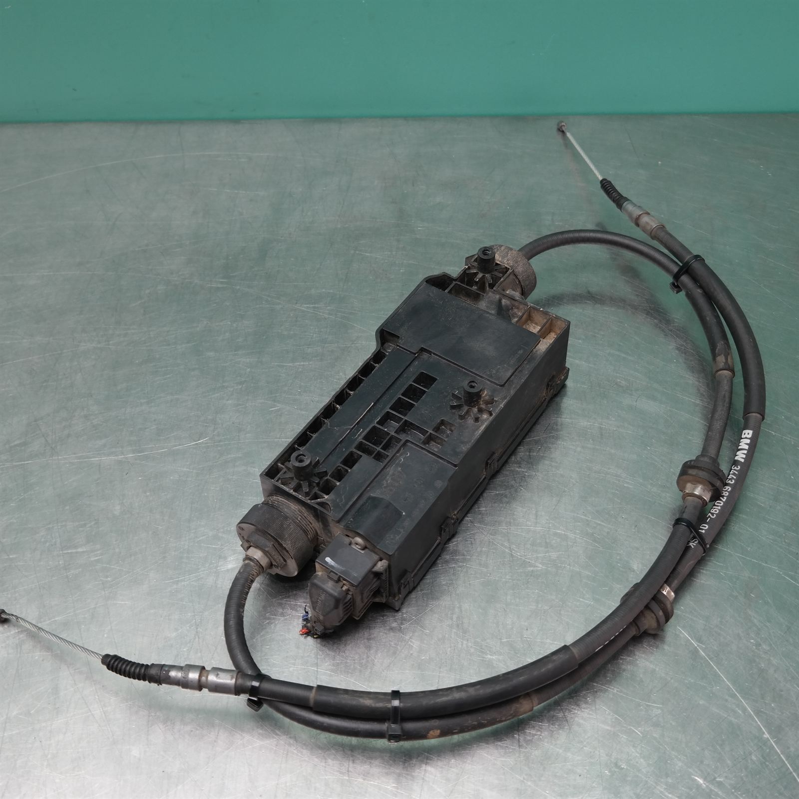 HANDBRAKE ACTUATOR F15 (007) *34-30* 3 HANDBRAKE ACTUATOR F15 (007) *34-30* - Image 3
