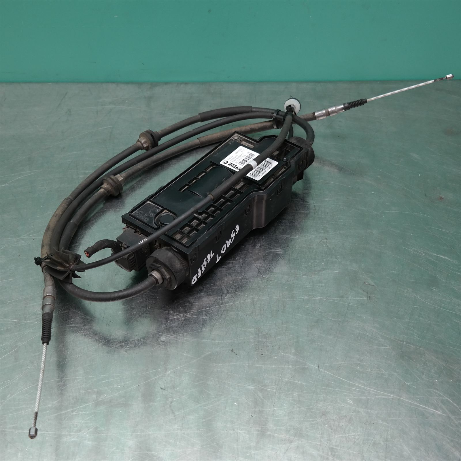 HANDBRAKE ACTUATOR F15 (220) *34-30* 2 HANDBRAKE ACTUATOR F15 (220) *34-30* - Image 2
