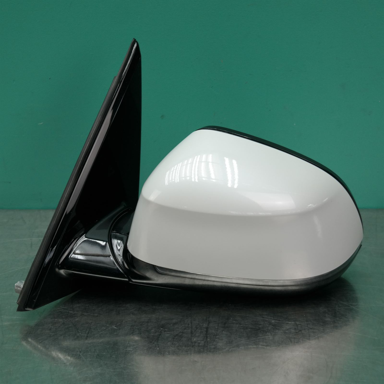 LEFT DOOR MIRROR F15 (061) *51-07* LEFT DOOR MIRROR F15 (061) *51-07*