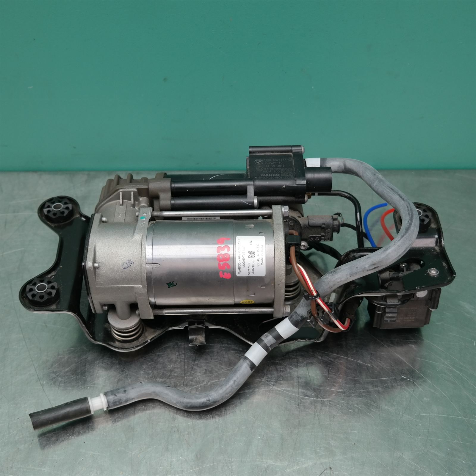 AIR RIDE COMPRESSOR F15 (177) *33-50* AIR RIDE COMPRESSOR F15 (177) *33-50*