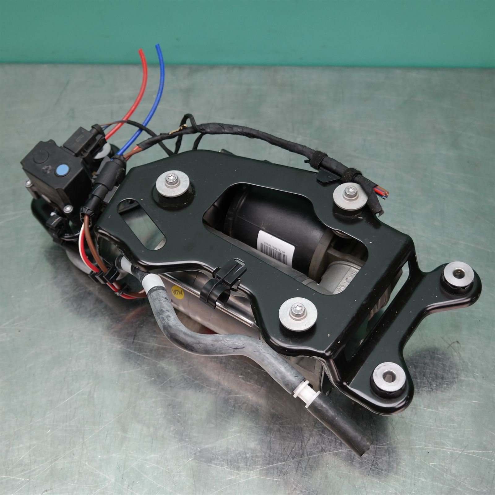 AIR RIDE COMPRESSOR F15 (177) *33-50* 3 AIR RIDE COMPRESSOR F15 (177) *33-50* - Image 3