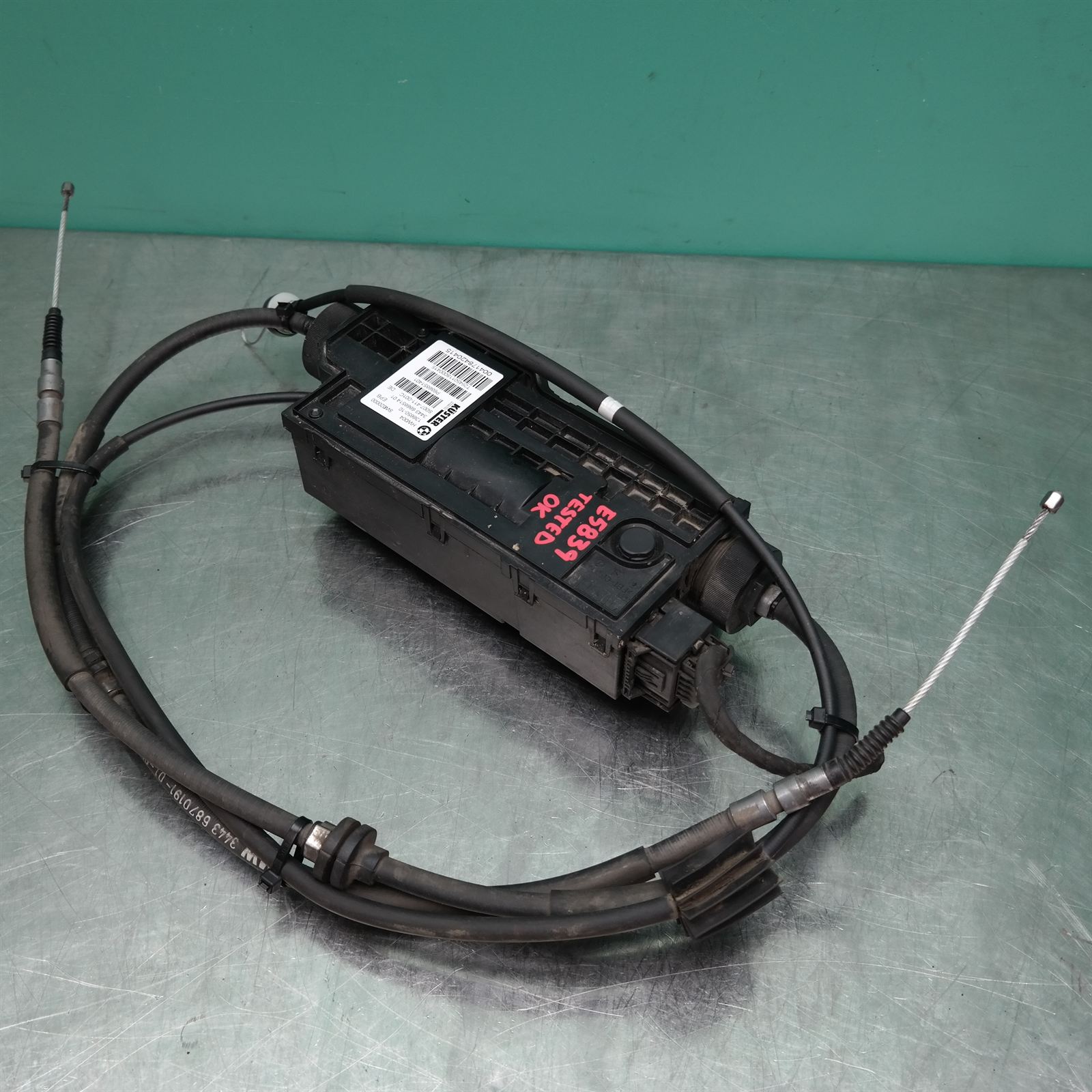 HANDBRAKE ACTUATOR F15 (220) *34-30* 2 HANDBRAKE ACTUATOR F15 (220) *34-30* - Image 2