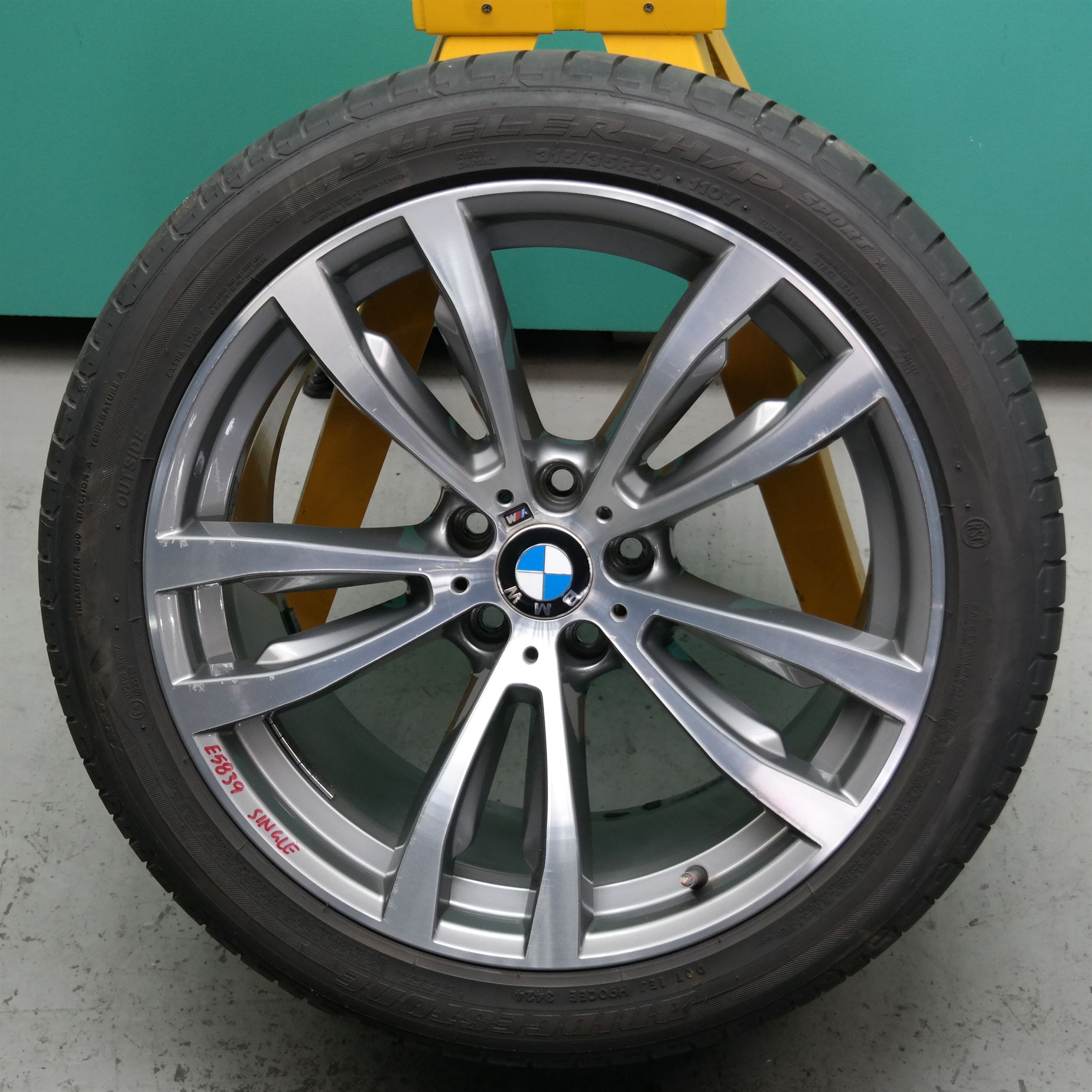 WHEEL STEEL F15 # Single # (791) *36-15* 7.846.791 Rear 11J20 WHEEL STEEL F15 # Single # (791) *36-15* 7.846.791 Rear 11J20