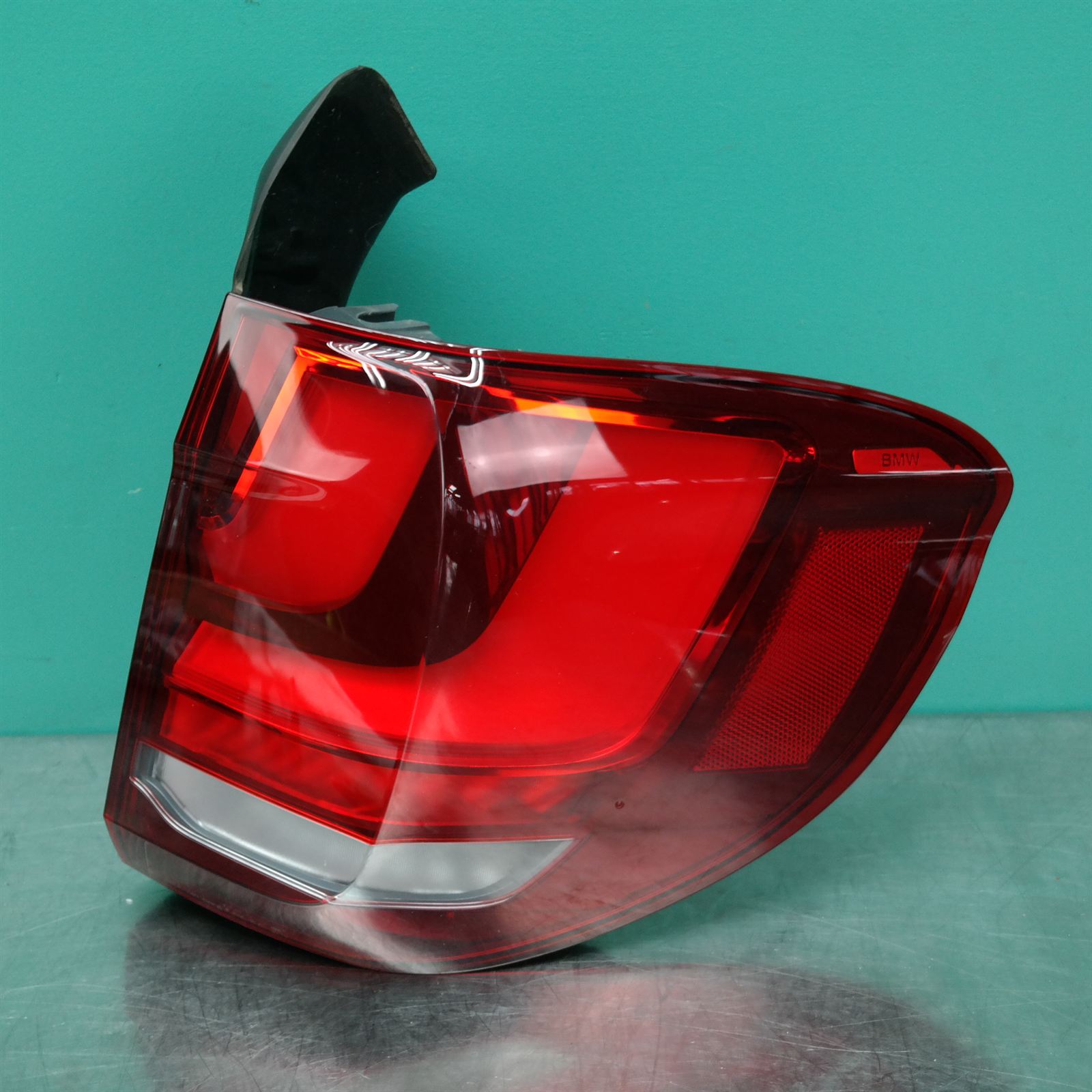 RIGHT TAILLIGHT F15/F85, 09/13-07/18 RIGHT TAILLIGHT F15/F85, 09/13-07/18