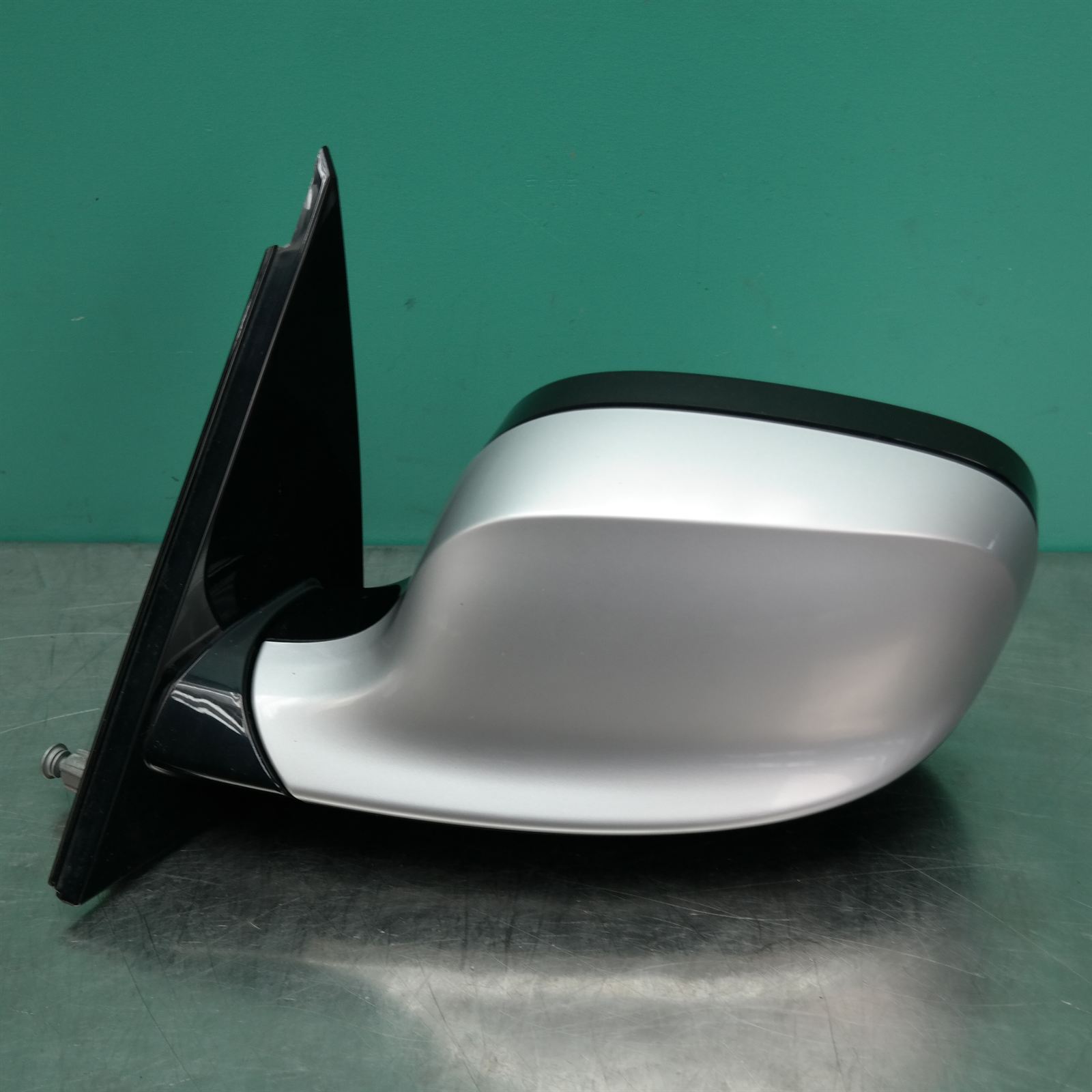 LEFT DOOR MIRROR F25 (127) *51-07* LEFT DOOR MIRROR F25 (127) *51-07*