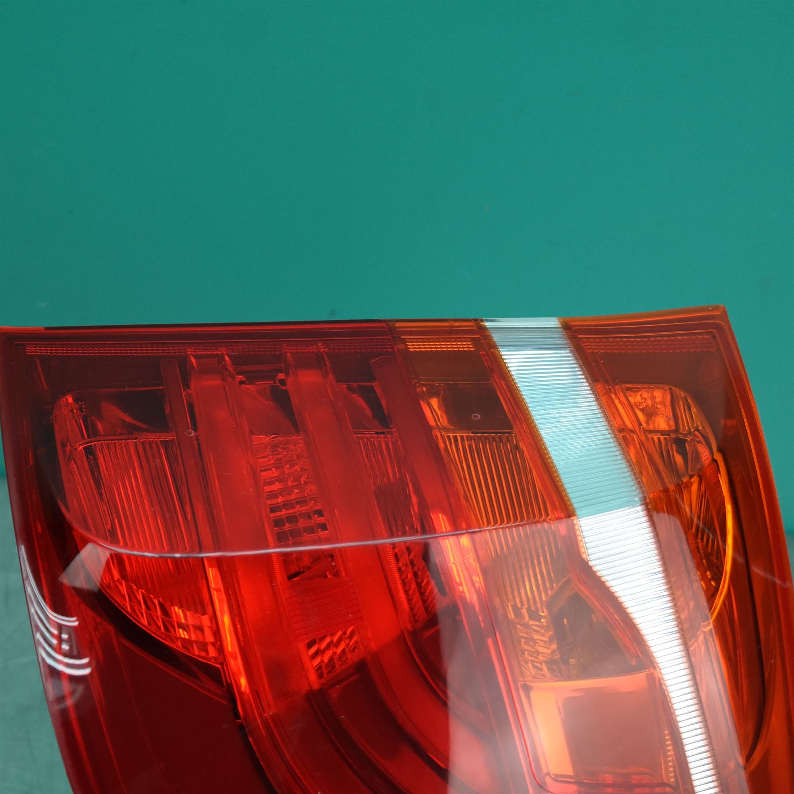 RIGHT TAILLIGHT IN BODY, F25, LED TYPE, 12/10-07/17 2 RIGHT TAILLIGHT IN BODY, F25, LED TYPE, 12/10-07/17 - Image 2