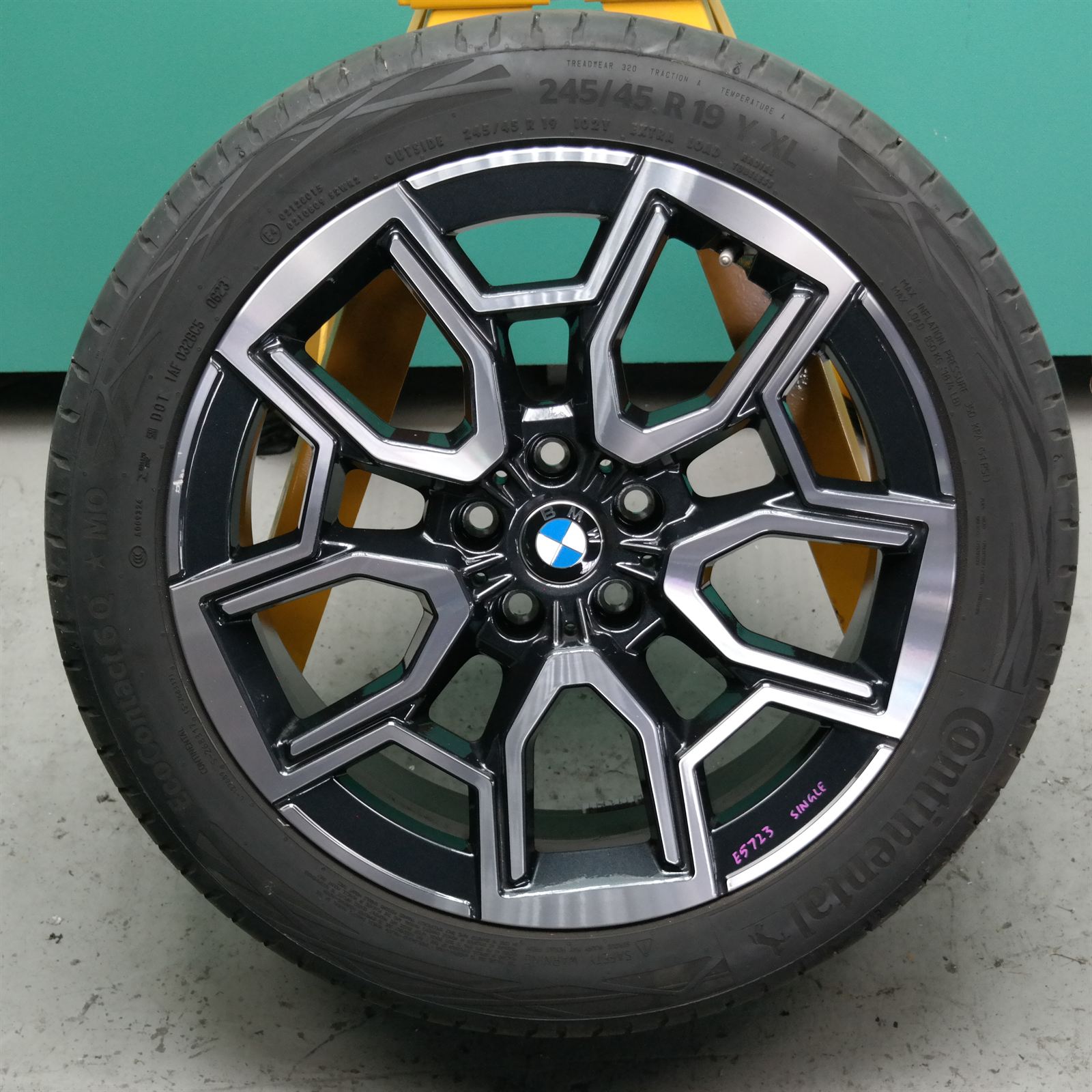 WHEEL STEEL U11 # Single # (041) 6898041 *36-15* WHEEL STEEL U11 # Single # (041) 6898041 *36-15*