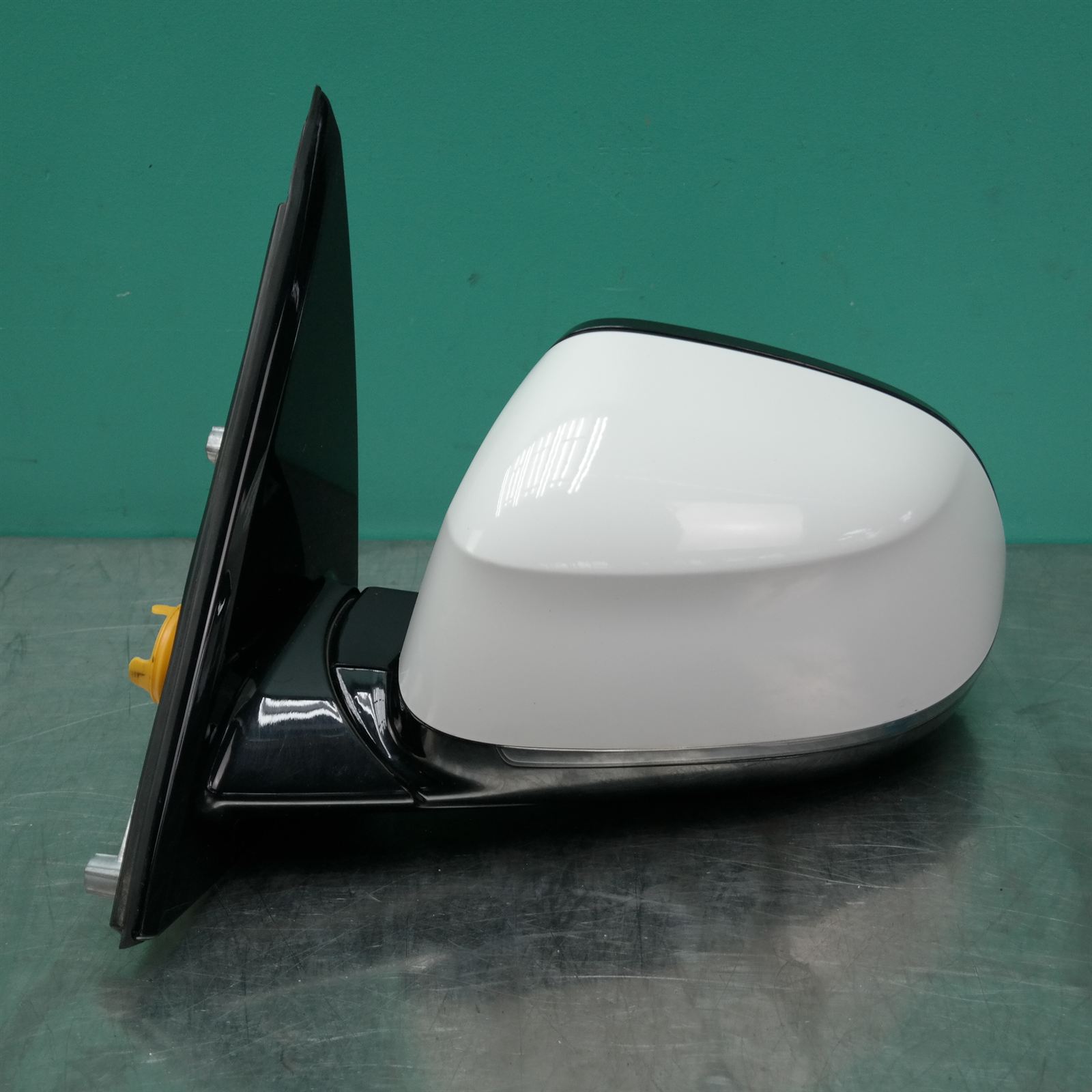 LEFT DOOR MIRROR F15 (061) *51-07* LEFT DOOR MIRROR F15 (061) *51-07*