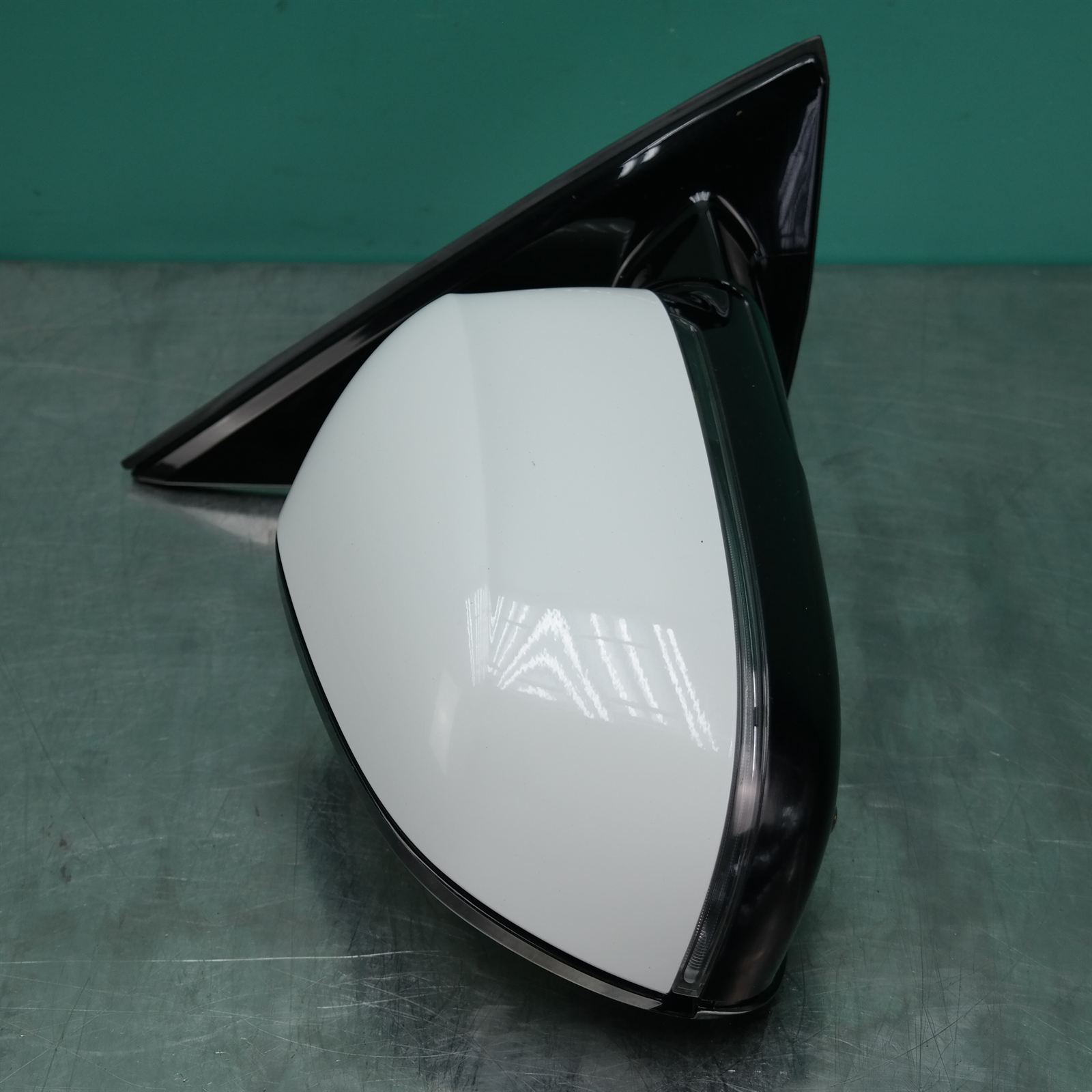 RIGHT DOOR MIRROR F15 (062) *51-07* 2 RIGHT DOOR MIRROR F15 (062) *51-07* - Image 2