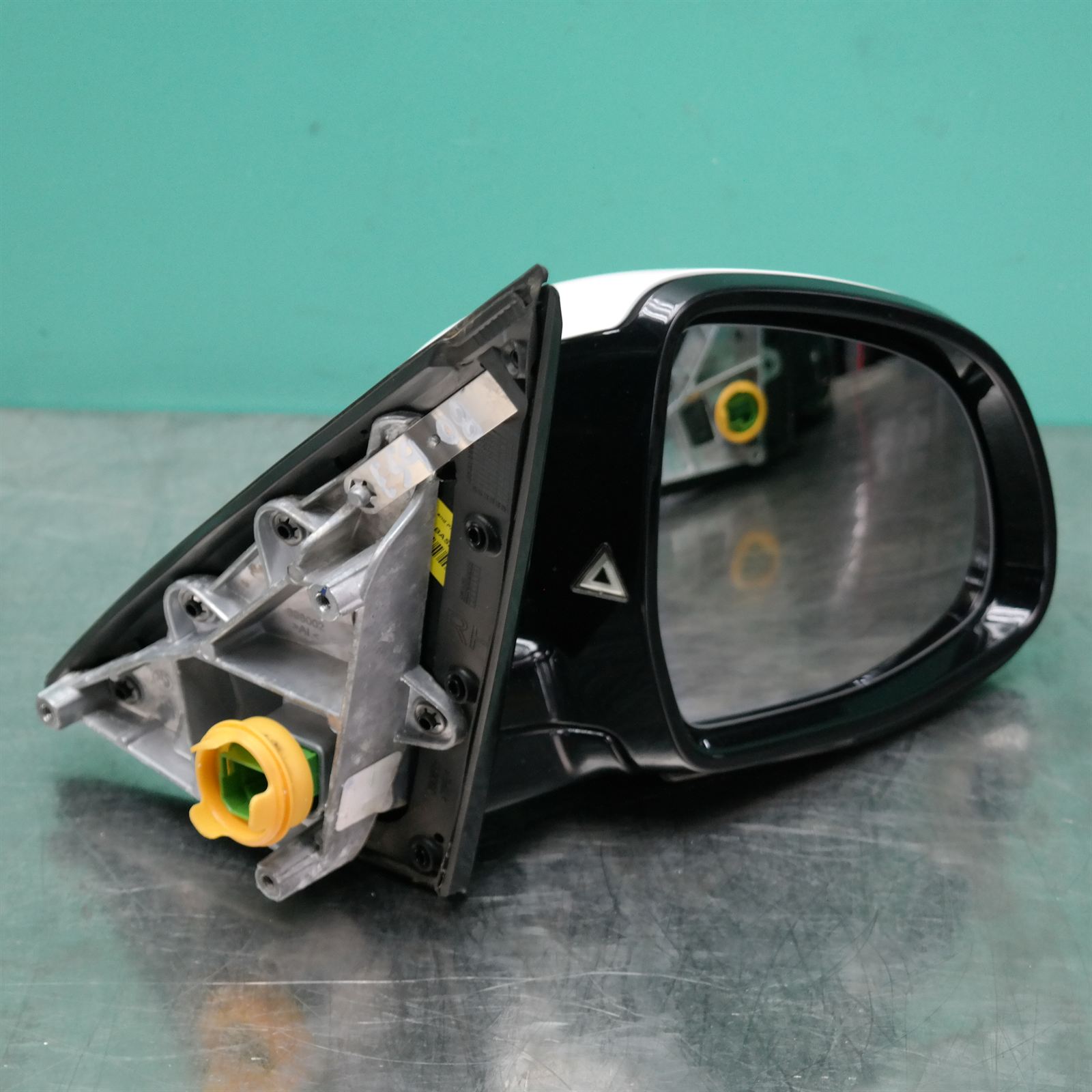 RIGHT DOOR MIRROR F15 (062) *51-07* 3 RIGHT DOOR MIRROR F15 (062) *51-07* - Image 3